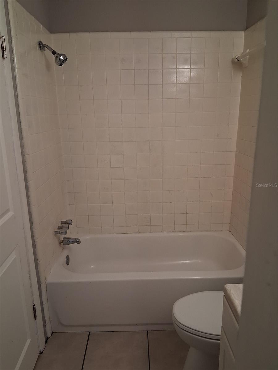 Image 12 of 16 For 7207 Sheffield