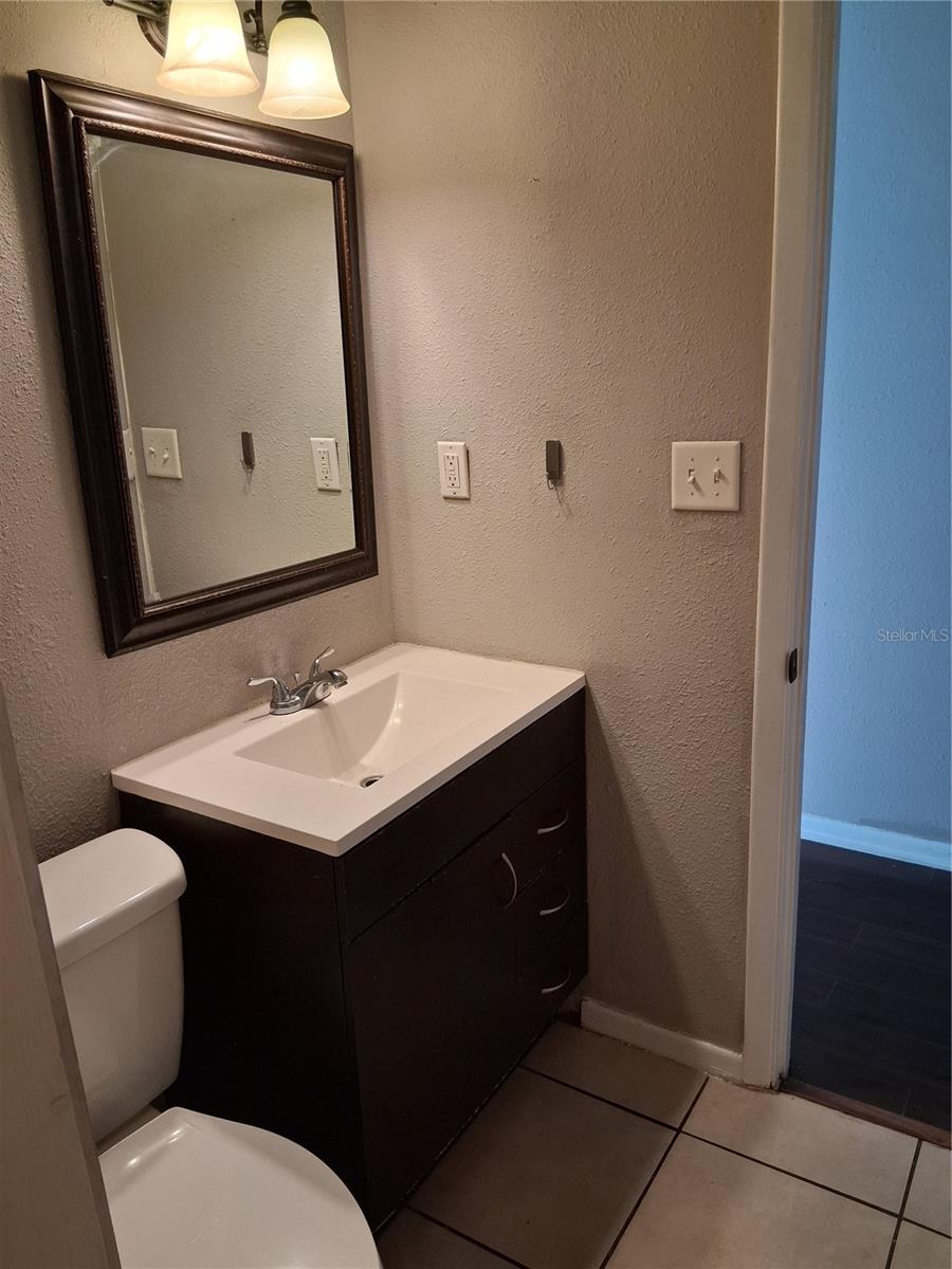 Image 13 of 16 For 7207 Sheffield