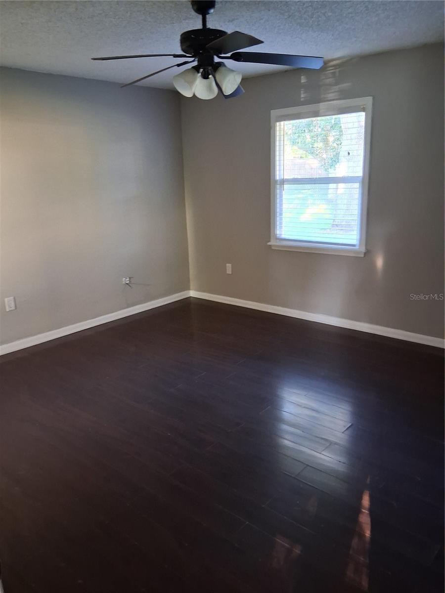 Image 9 of 16 For 7207 Sheffield