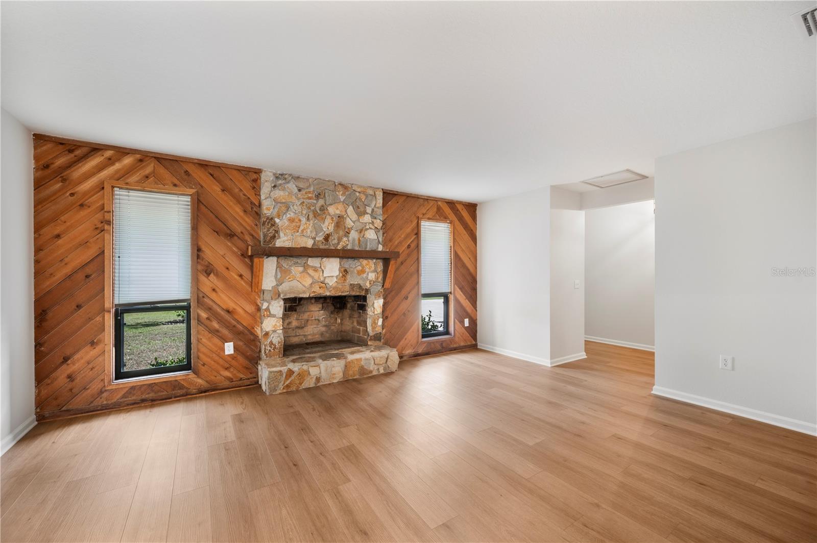 Image 6 of 40 For 6309 Lakeland Highlands Road
