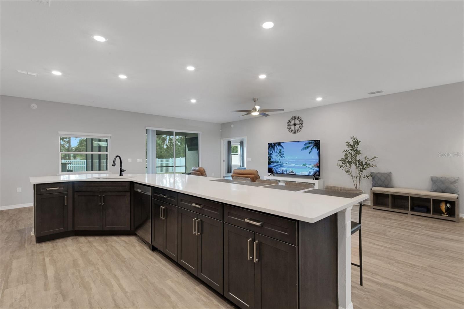 Image 14 of 49 For 149 St Thomas Drive