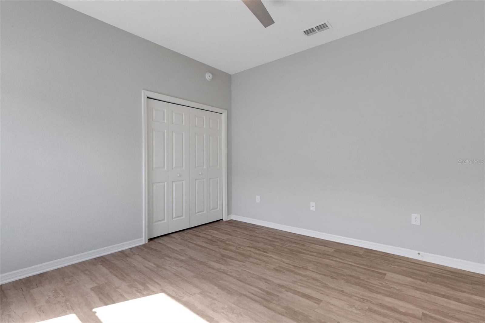 Image 33 of 49 For 149 St Thomas Drive