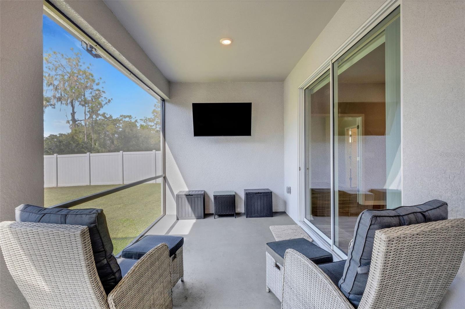 Image 42 of 49 For 149 St Thomas Drive