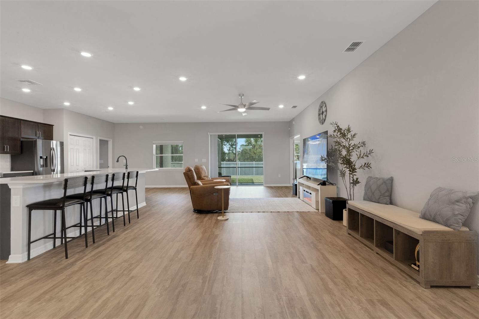 Image 5 of 49 For 149 St Thomas Drive