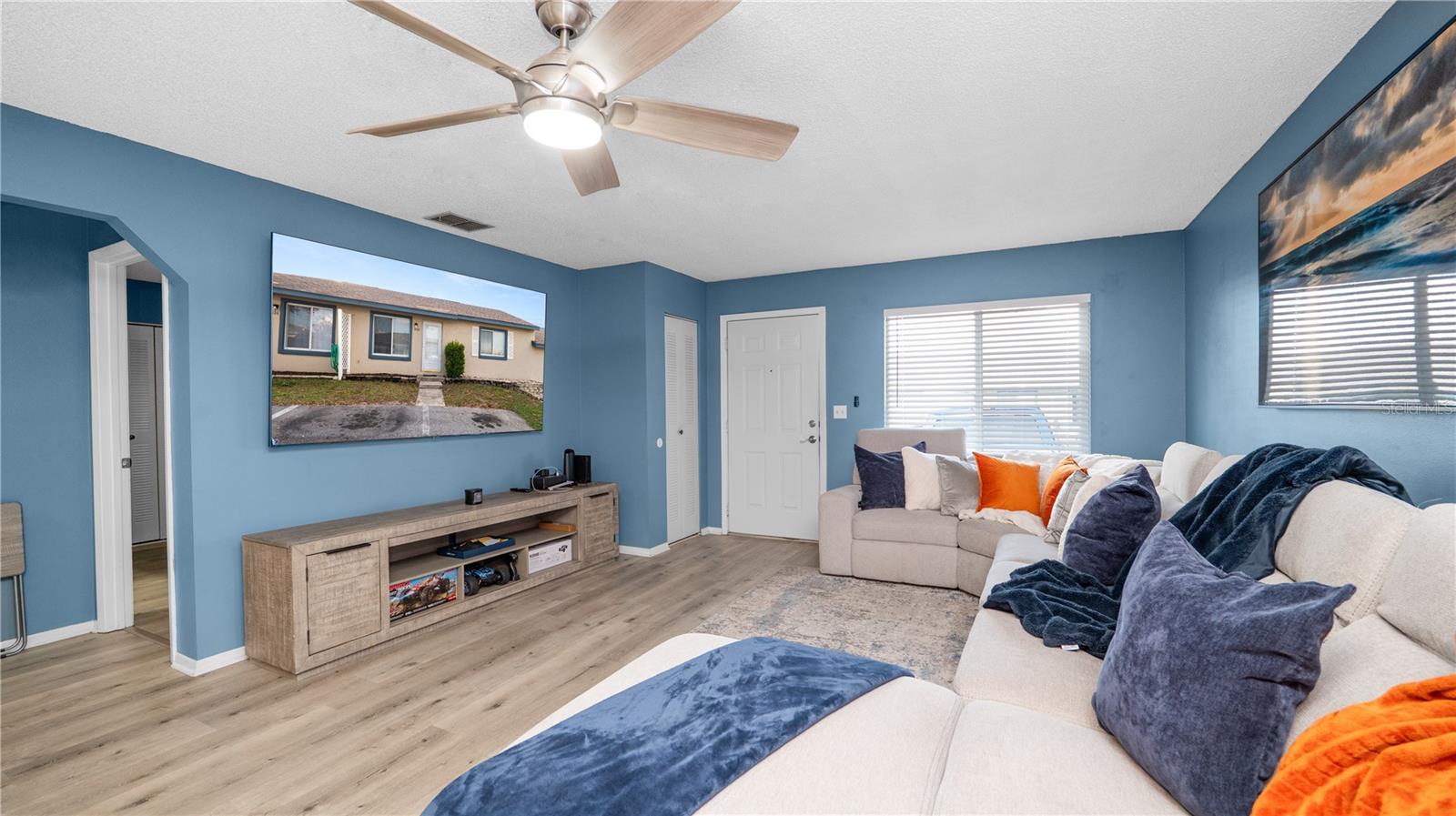 Image 7 of 44 For 628 Ridge Terrace