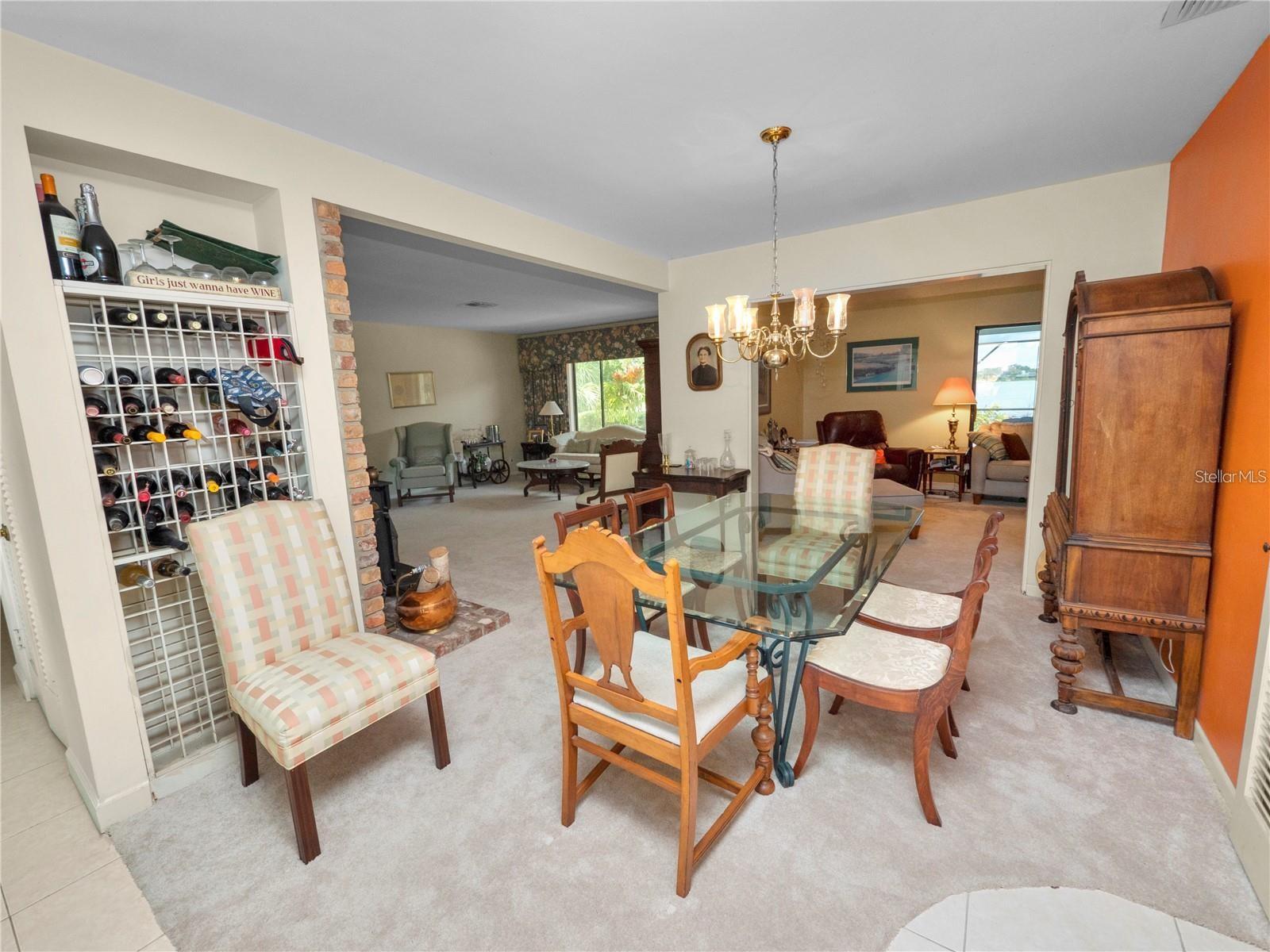 Image 11 of 49 For 2118 Lake Bentley Court