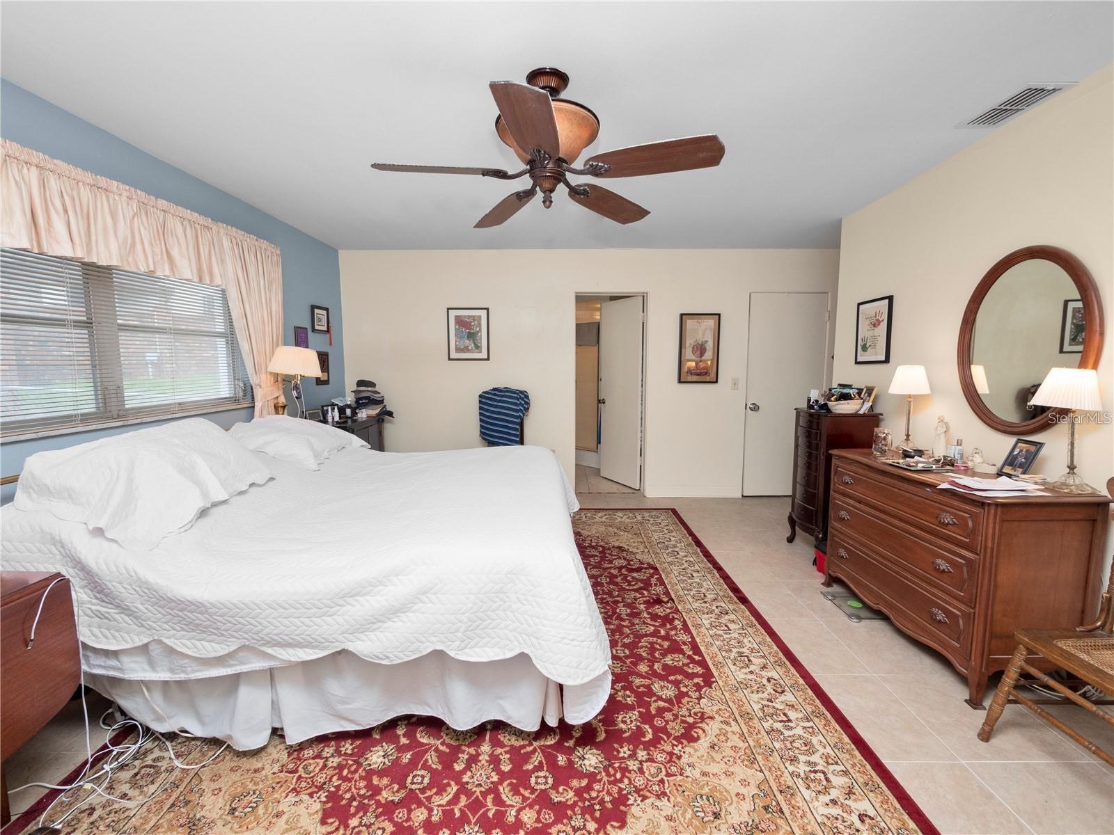 Image 20 of 49 For 2118 Lake Bentley Court