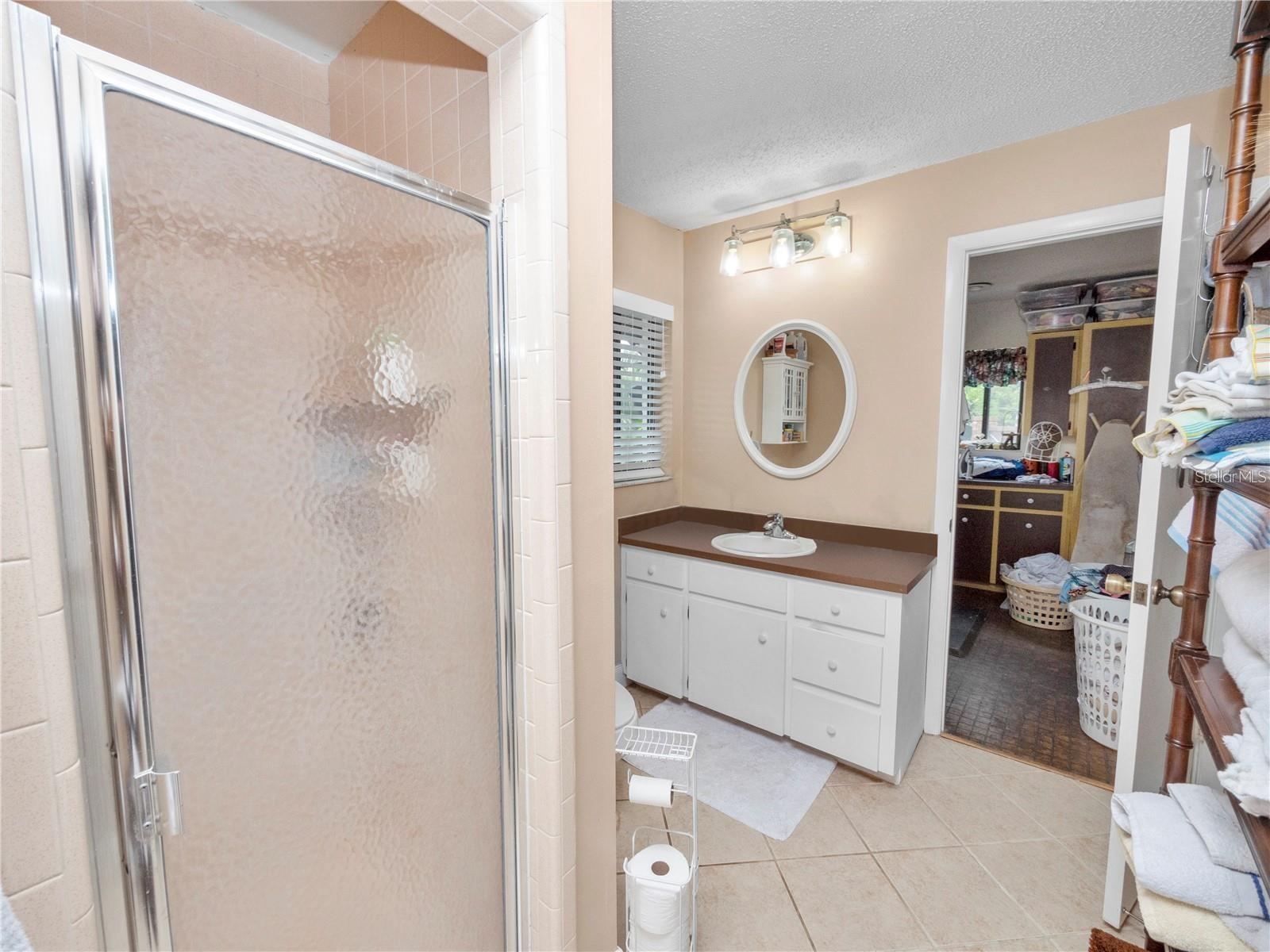 Image 35 of 49 For 2118 Lake Bentley Court