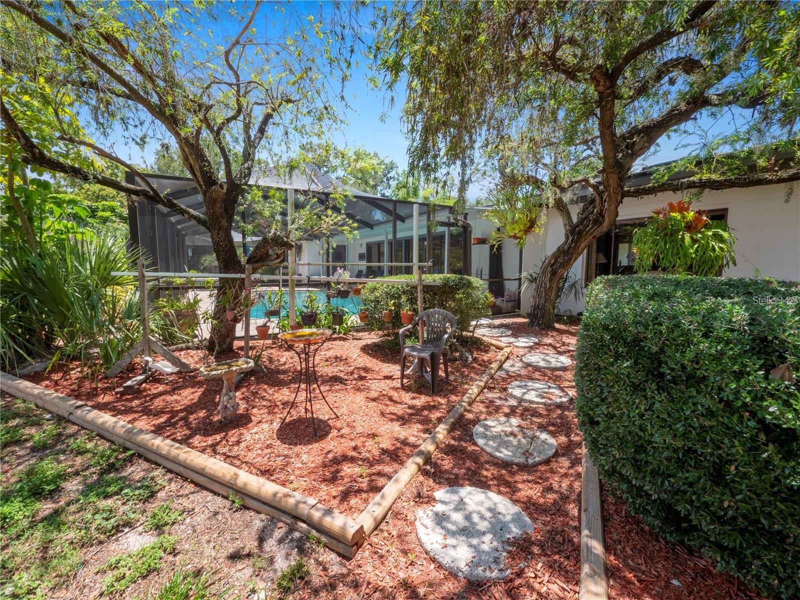 Image 43 of 49 For 2118 Lake Bentley Court