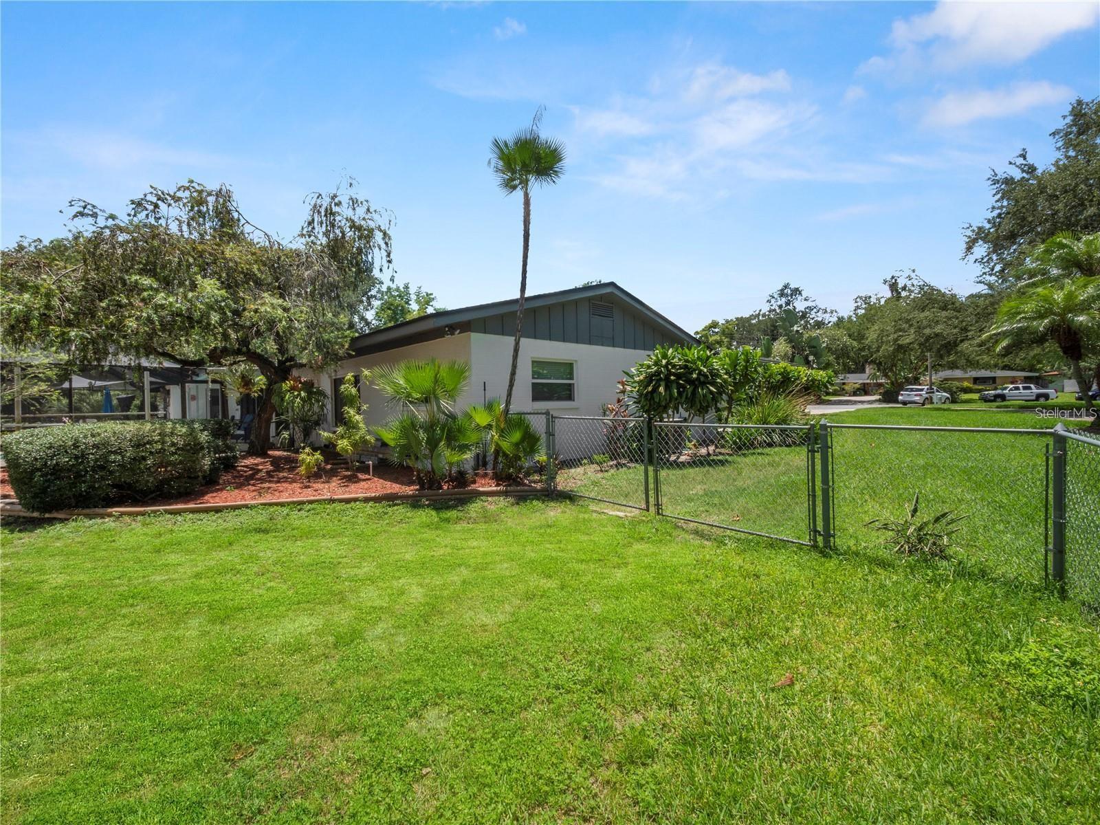 Image 47 of 49 For 2118 Lake Bentley Court