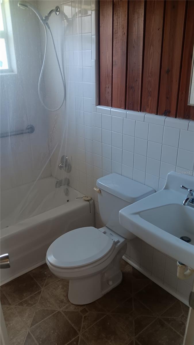 Image 10 of 15 For 3220 Galloway Road