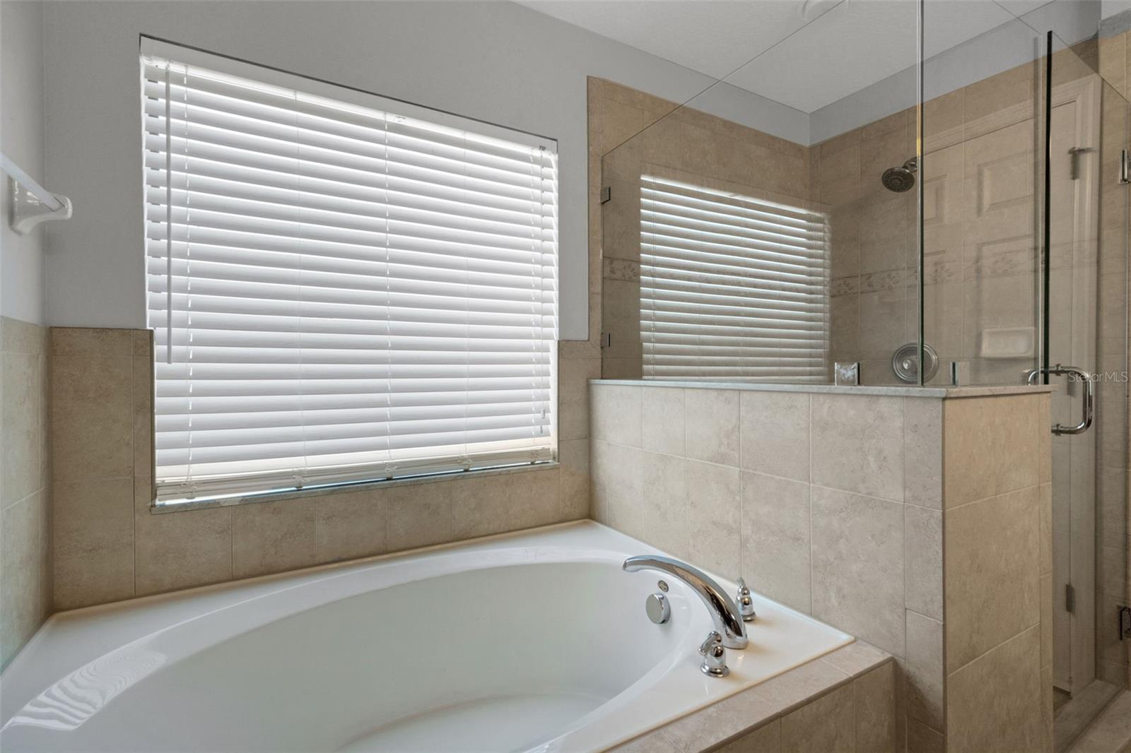 Image 24 of 39 For 313 Oak Landing Drive