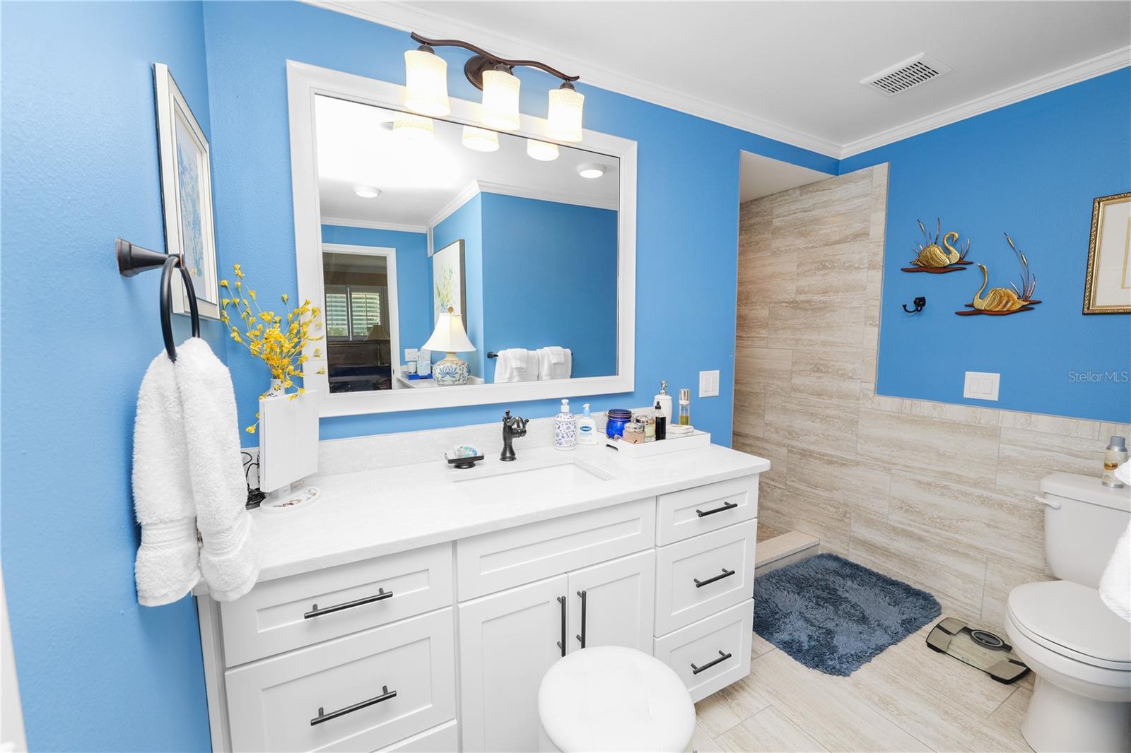 Image 34 of 85 For 911 Sagamore Street