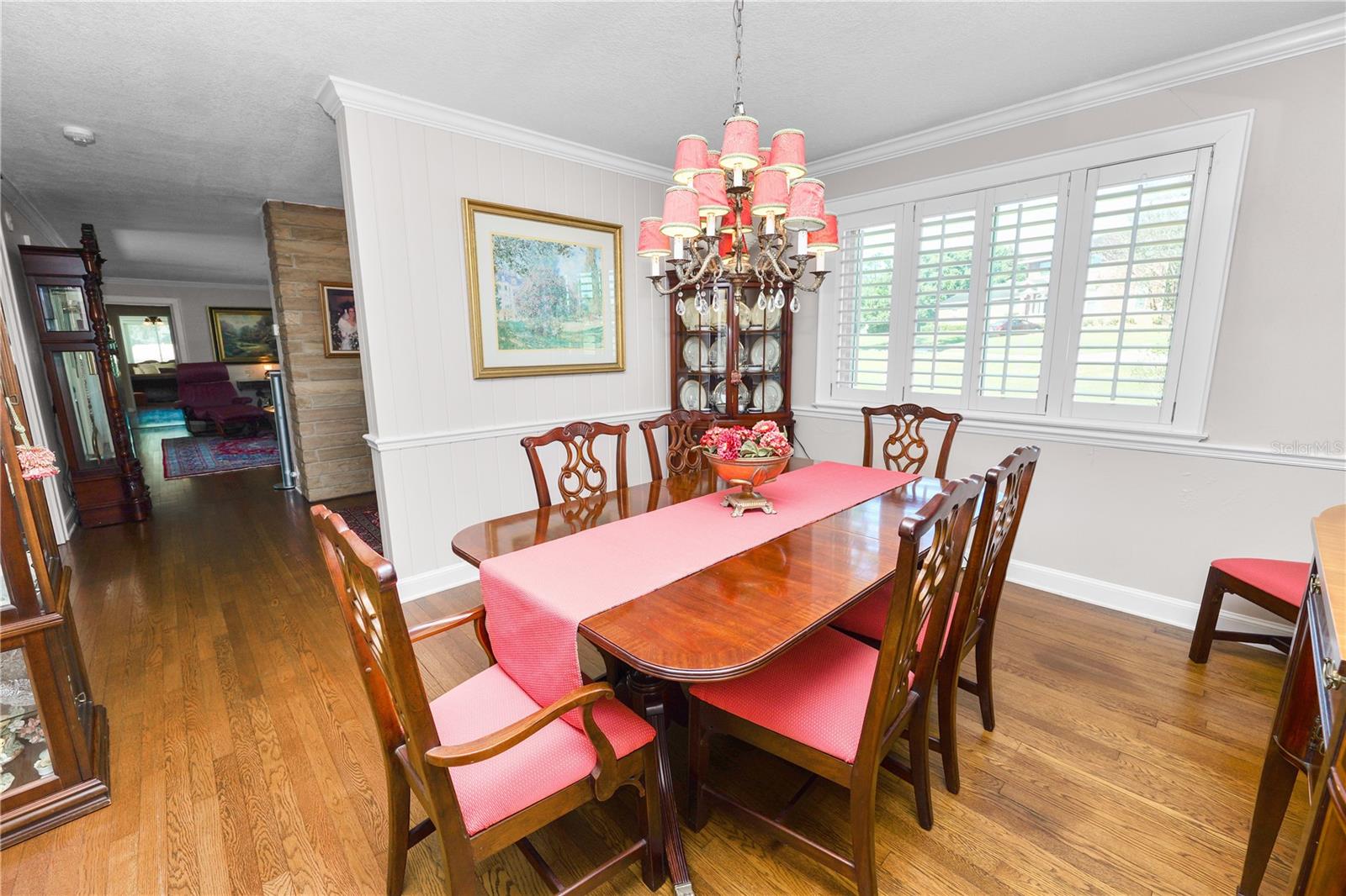 Image 46 of 85 For 911 Sagamore Street