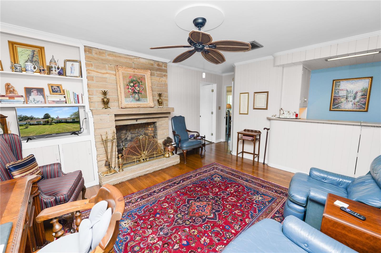 Image 49 of 85 For 911 Sagamore Street