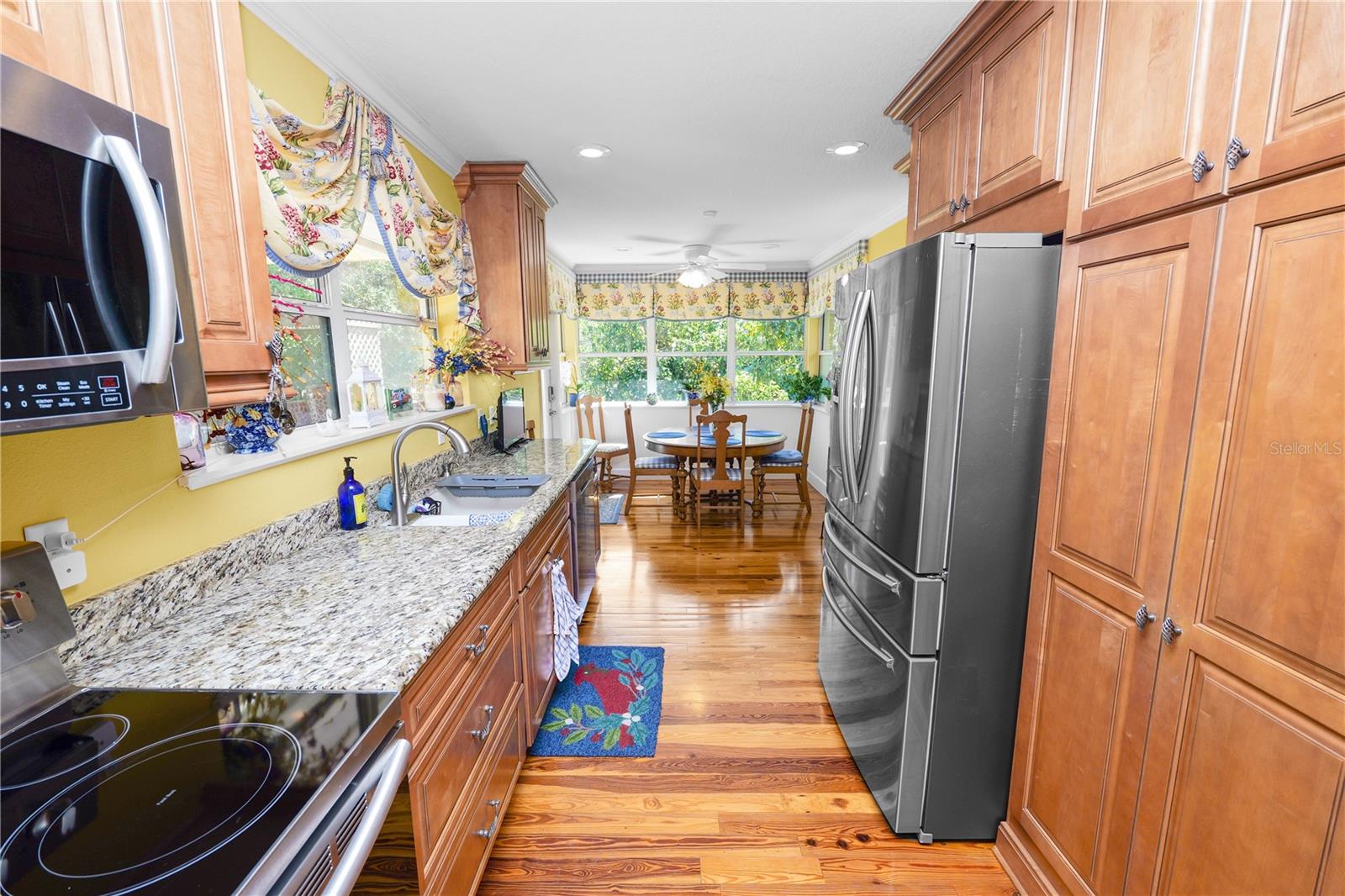 Image 55 of 85 For 911 Sagamore Street