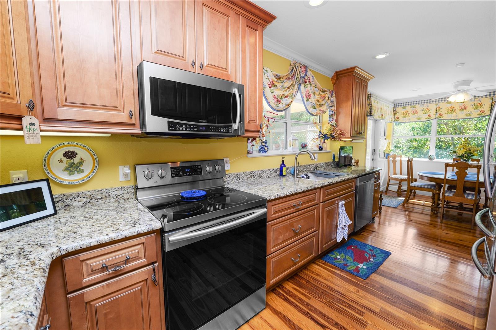 Image 56 of 85 For 911 Sagamore Street