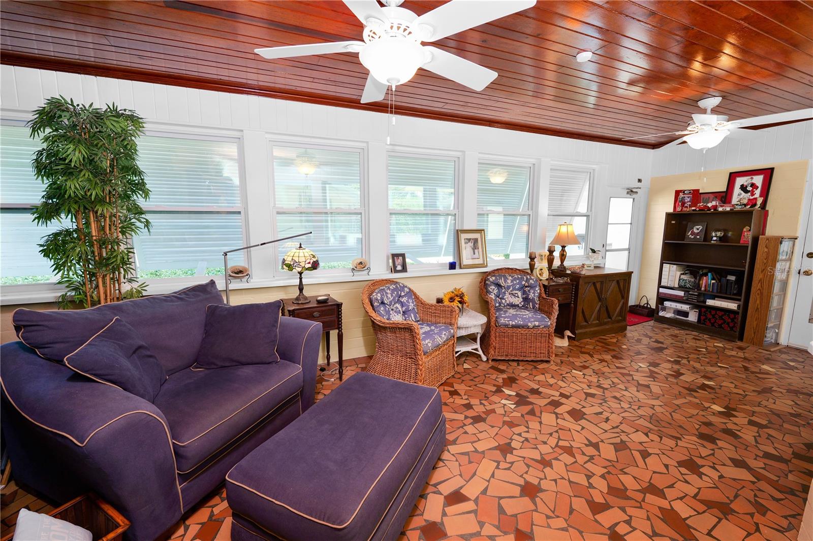 Image 63 of 85 For 911 Sagamore Street