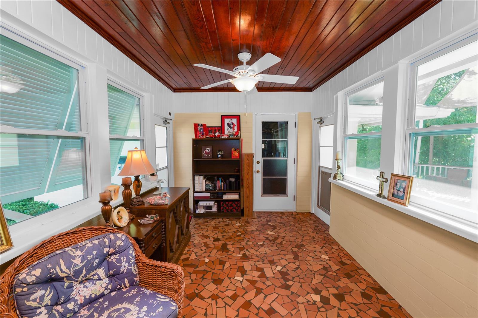 Image 64 of 85 For 911 Sagamore Street