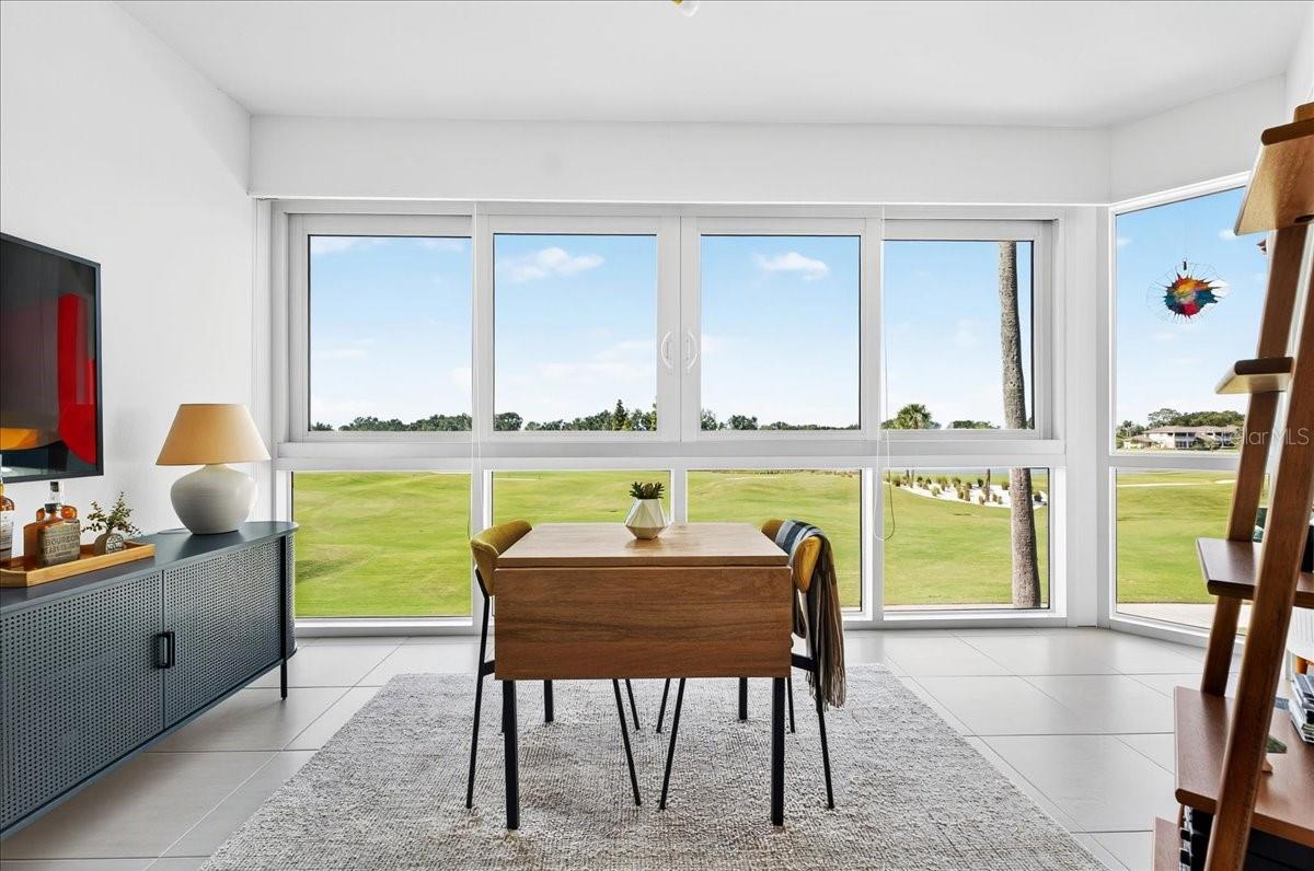 Image 19 of 34 For 445 Enclave Place 445