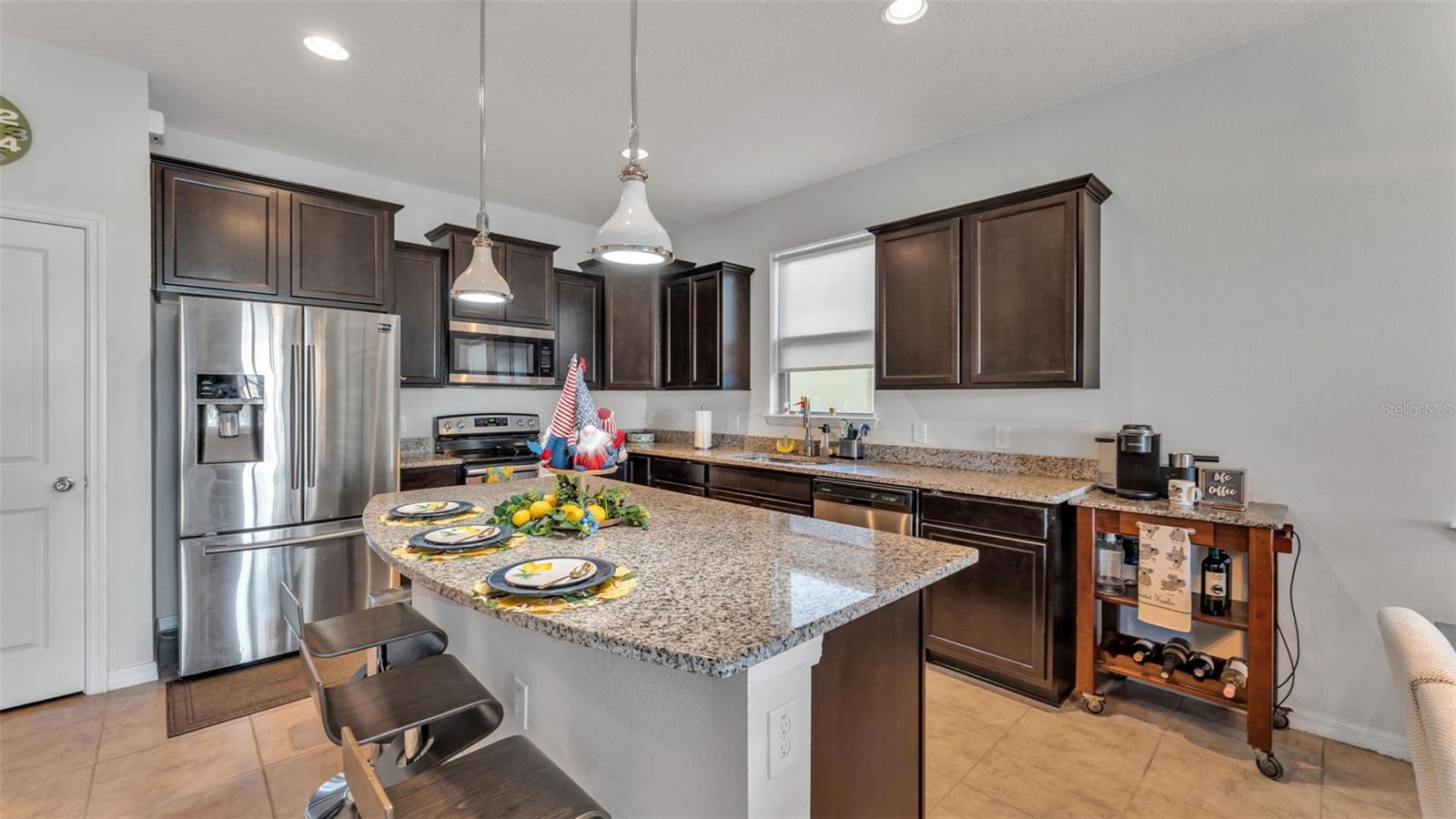 Image 15 of 39 For 8615 Rindge Road