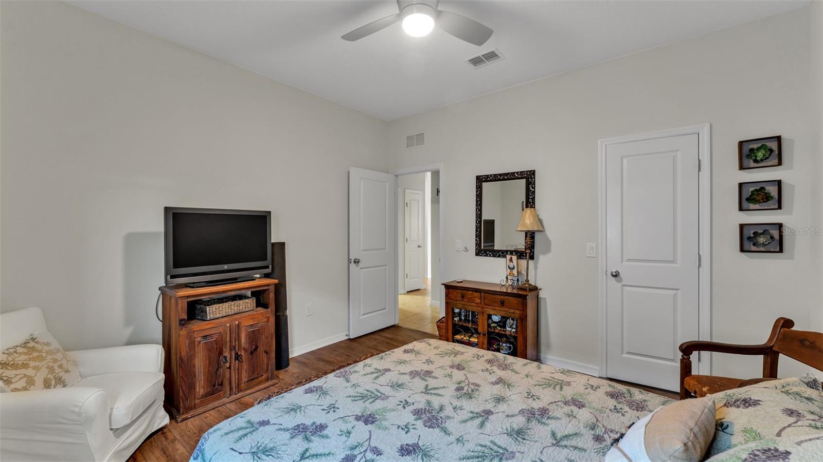 Image 24 of 39 For 8615 Rindge Road