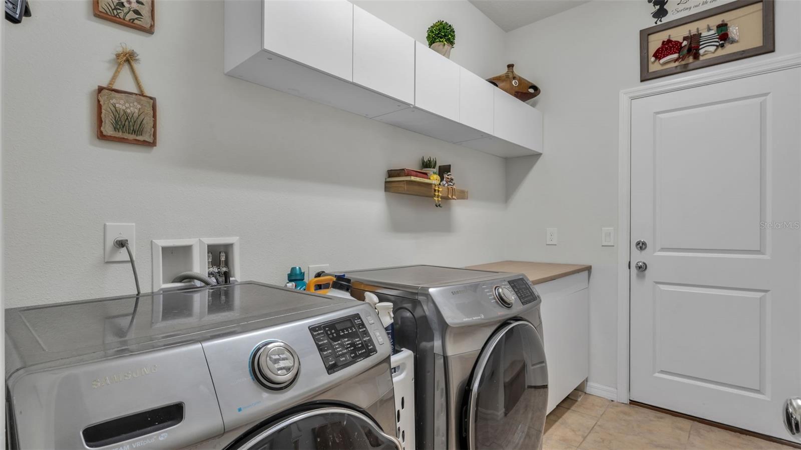 Image 29 of 39 For 8615 Rindge Road