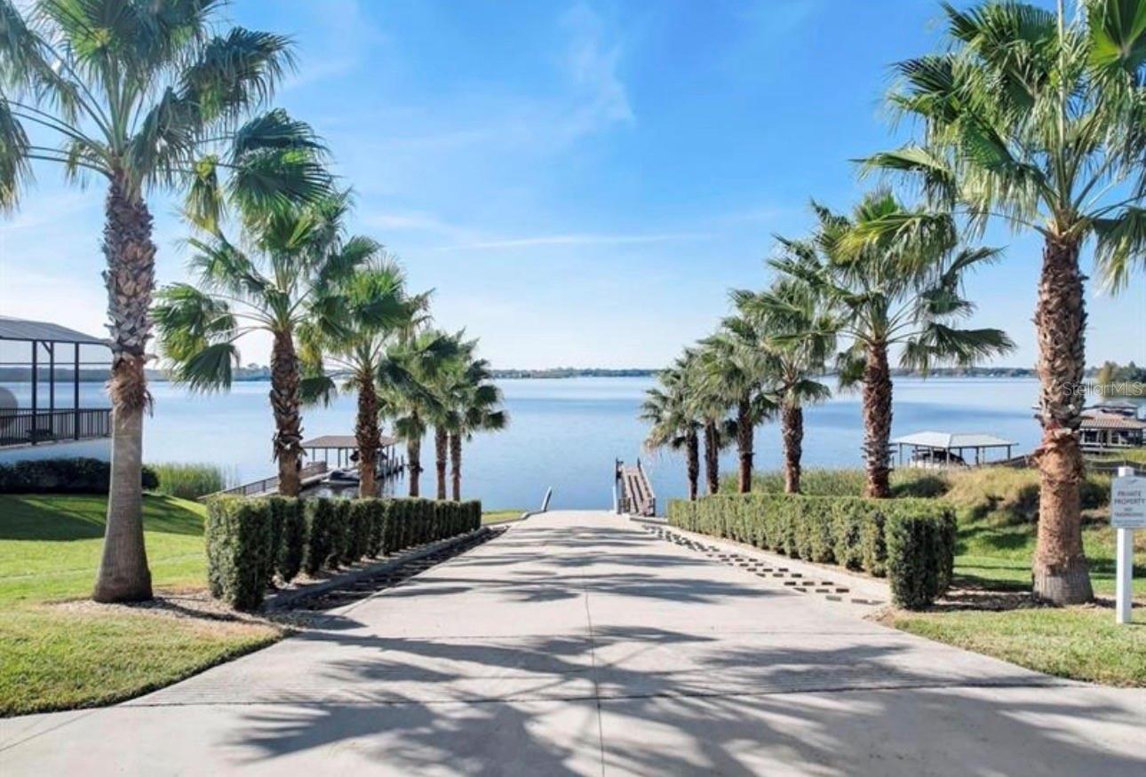 Image 13 of 20 For 808 Waterfern Trail Drive