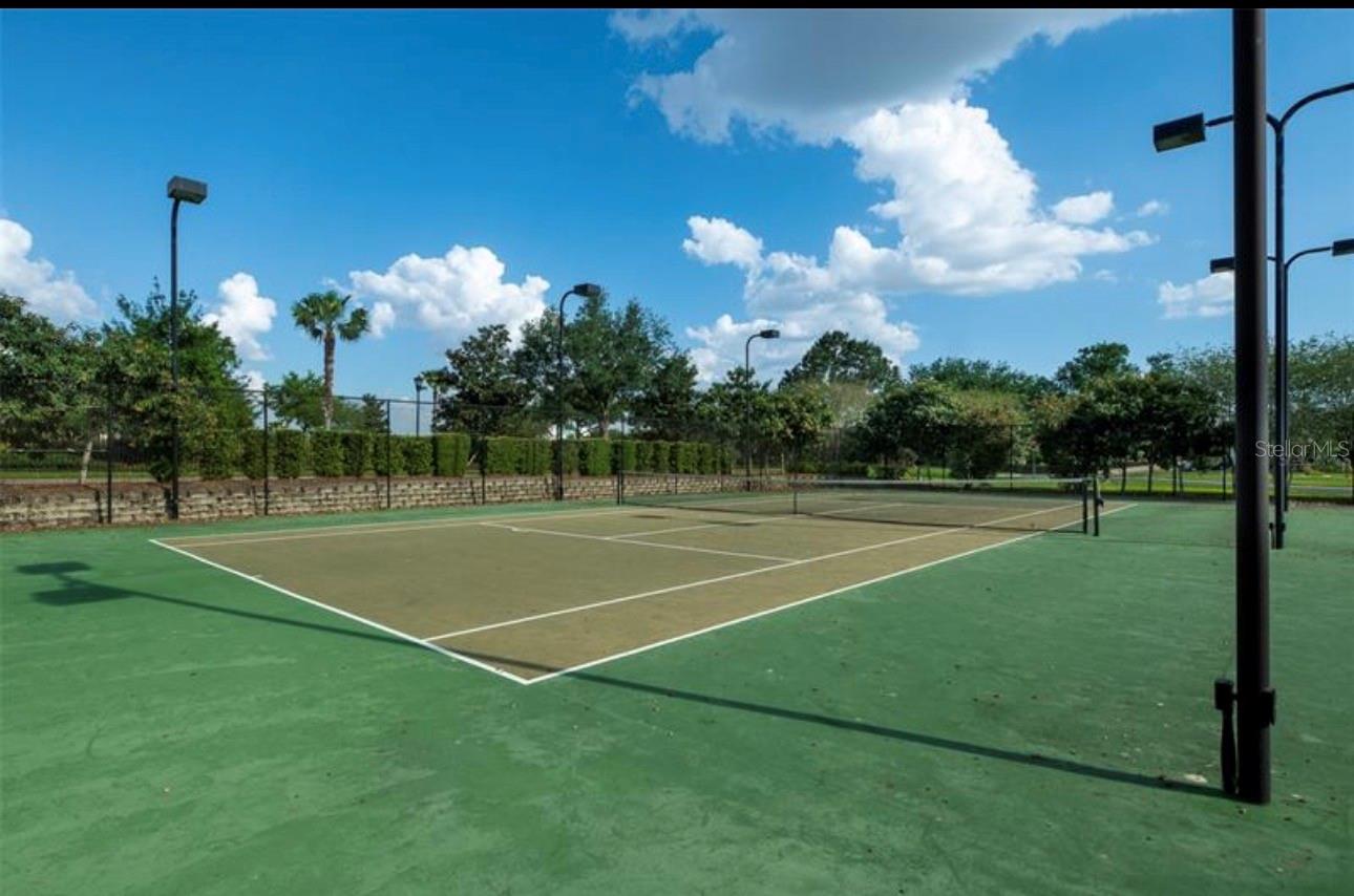 Image 18 of 20 For 808 Waterfern Trail Drive