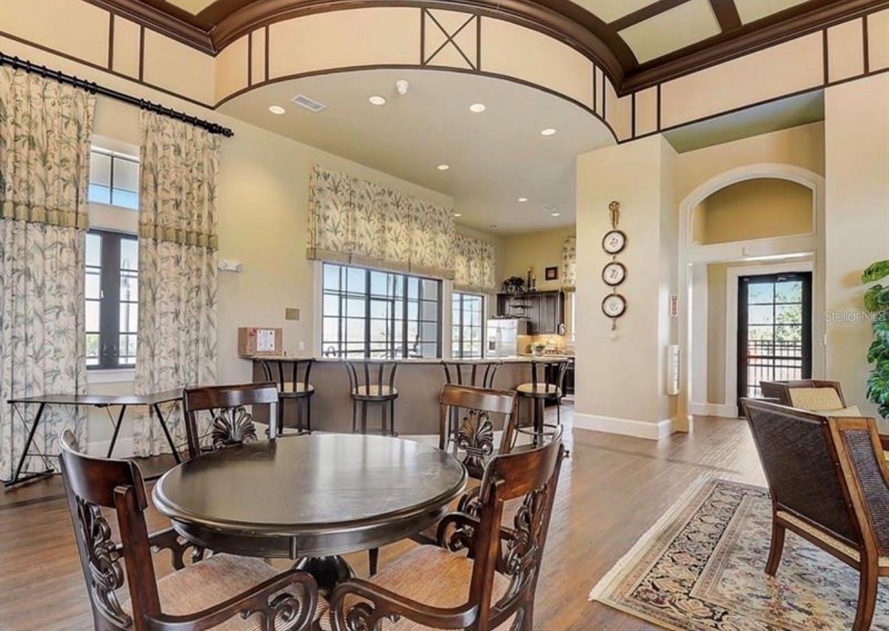 Image 5 of 20 For 808 Waterfern Trail Drive