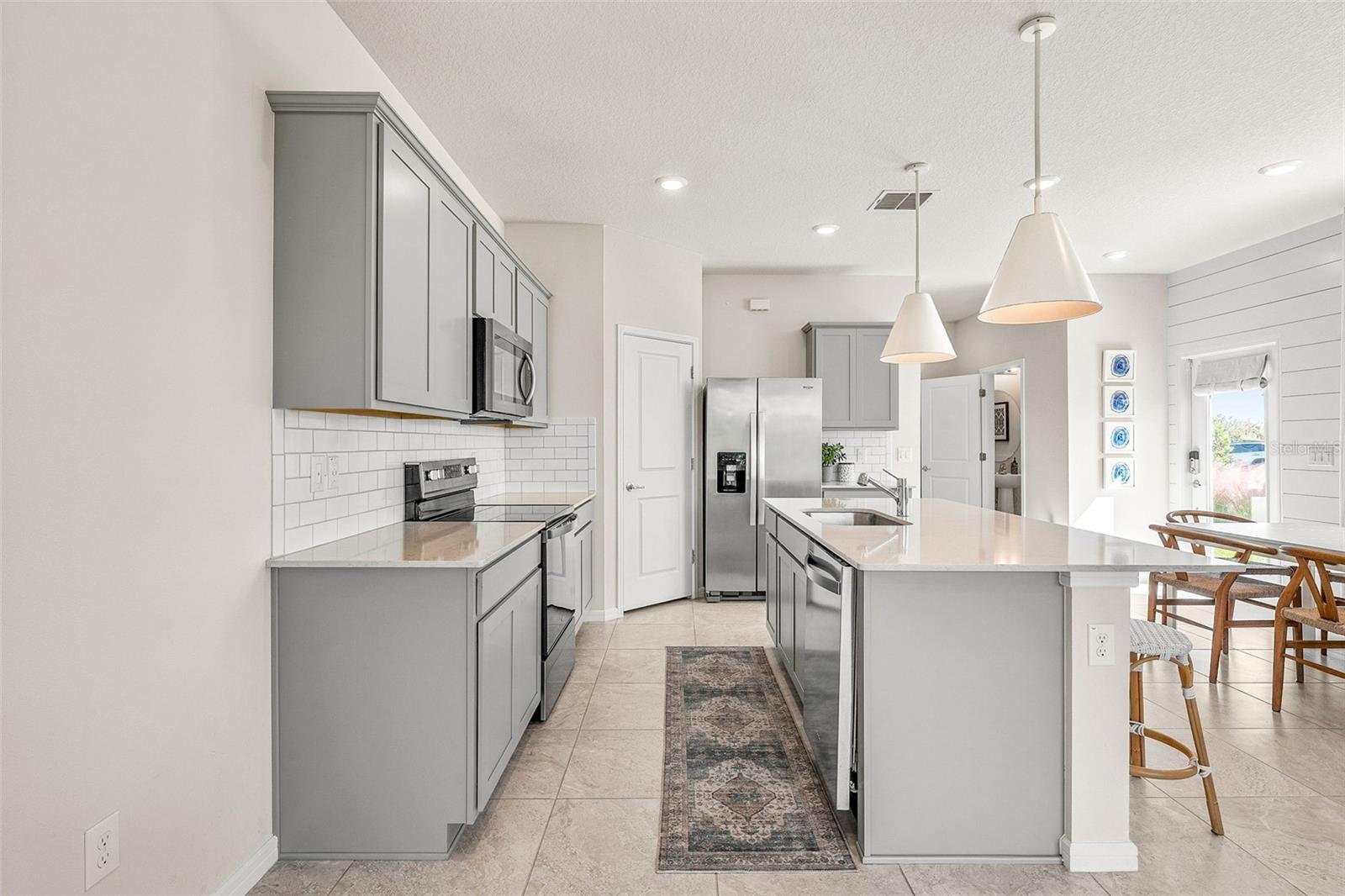 Image 8 of 46 For 5369 Elmview Crossing
