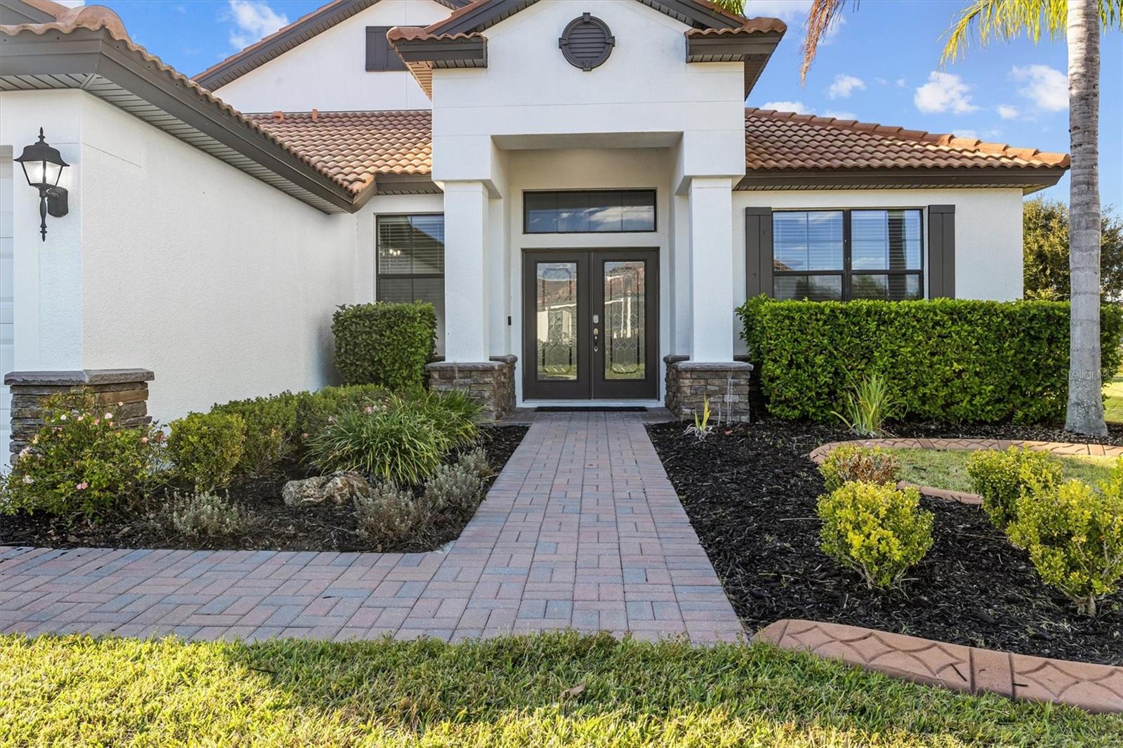 Image 3 of 63 For 4056 Sunset Lake Drive