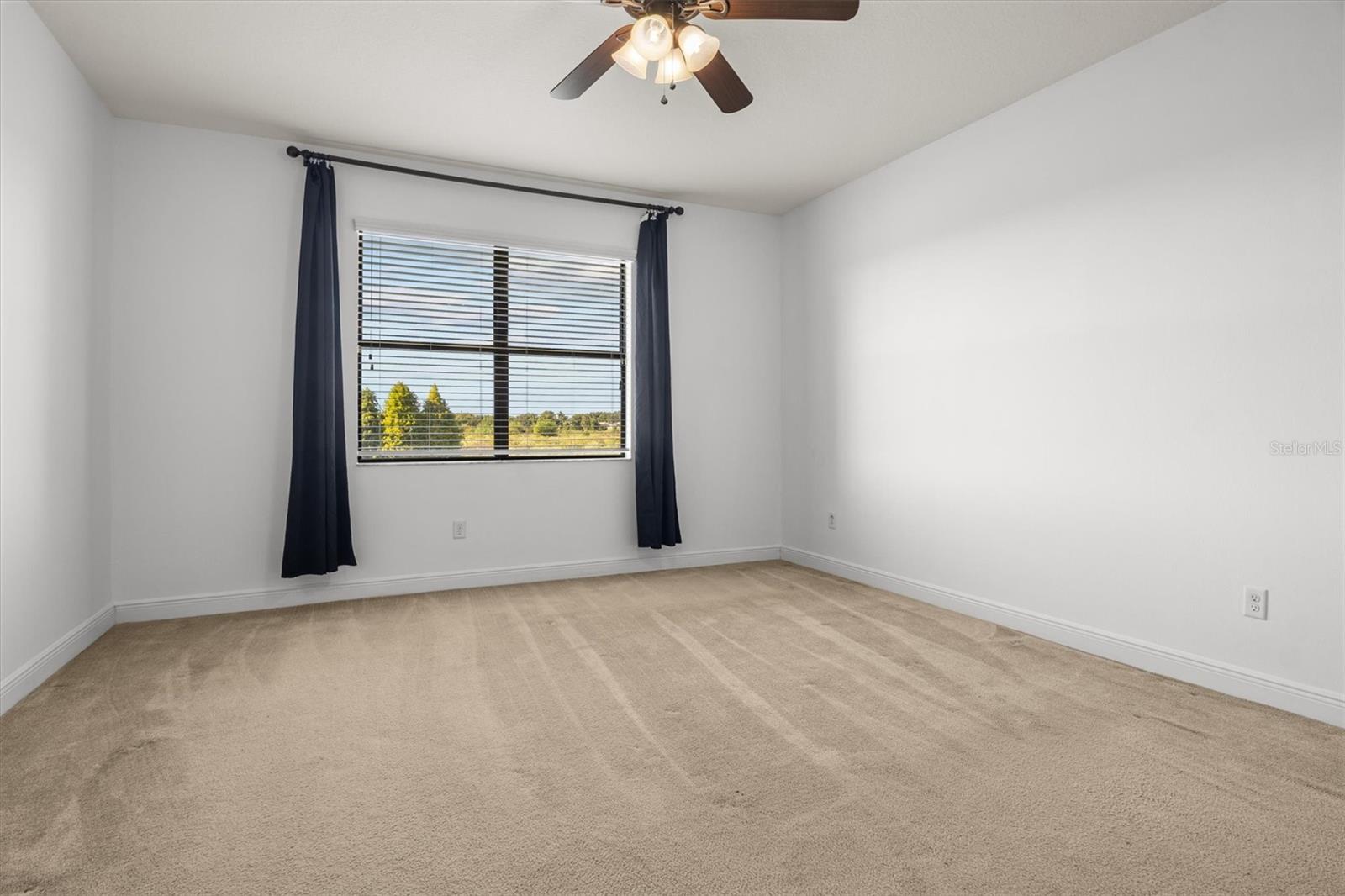 Image 40 of 63 For 4056 Sunset Lake Drive