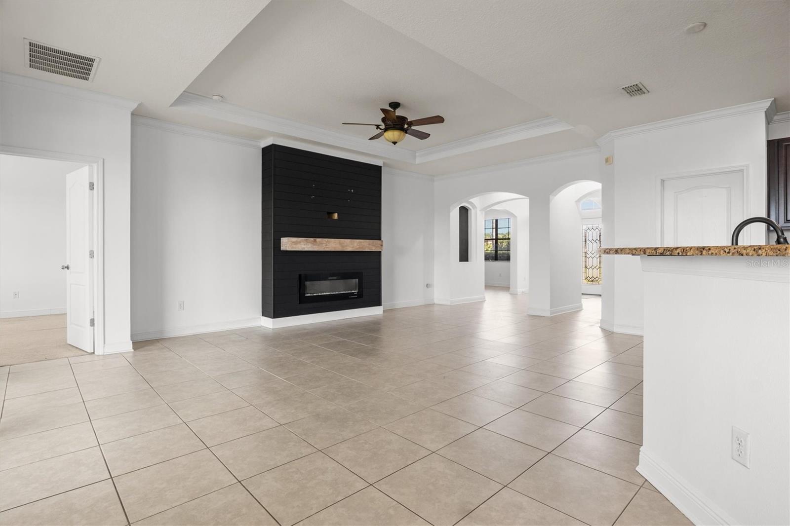 Image 47 of 63 For 4056 Sunset Lake Drive