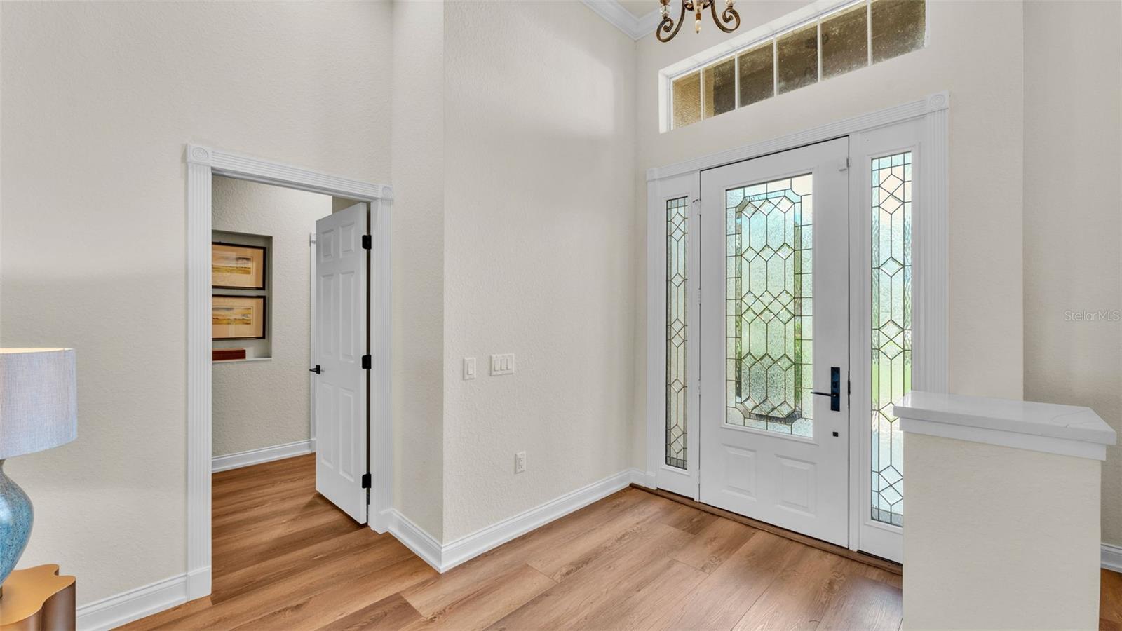 Image 15 of 85 For 237 Kent Court