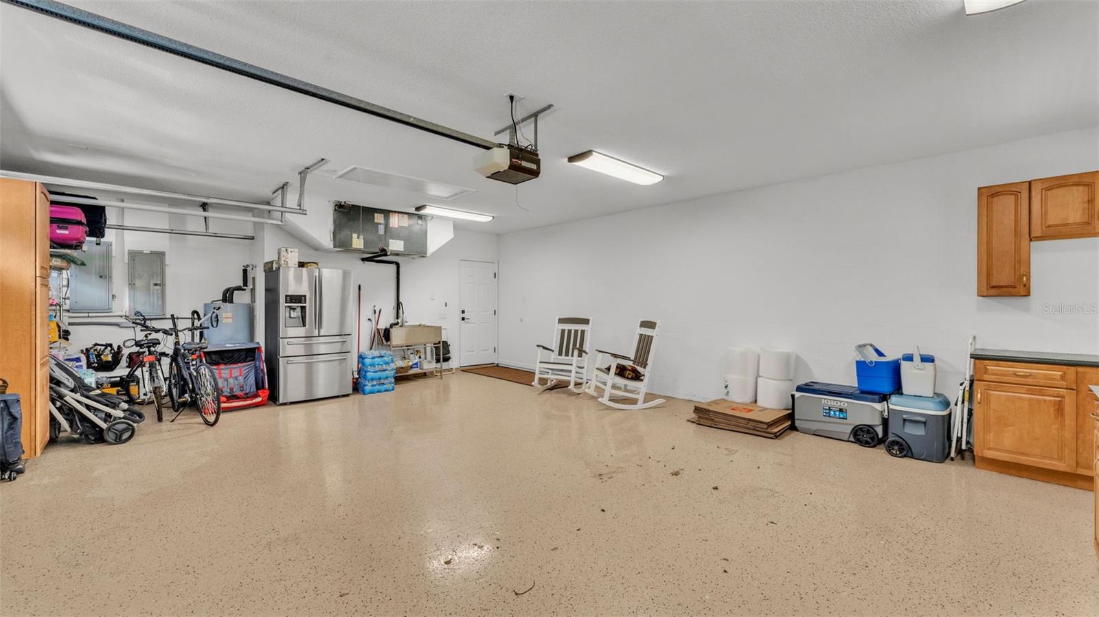 Image 33 of 85 For 237 Kent Court