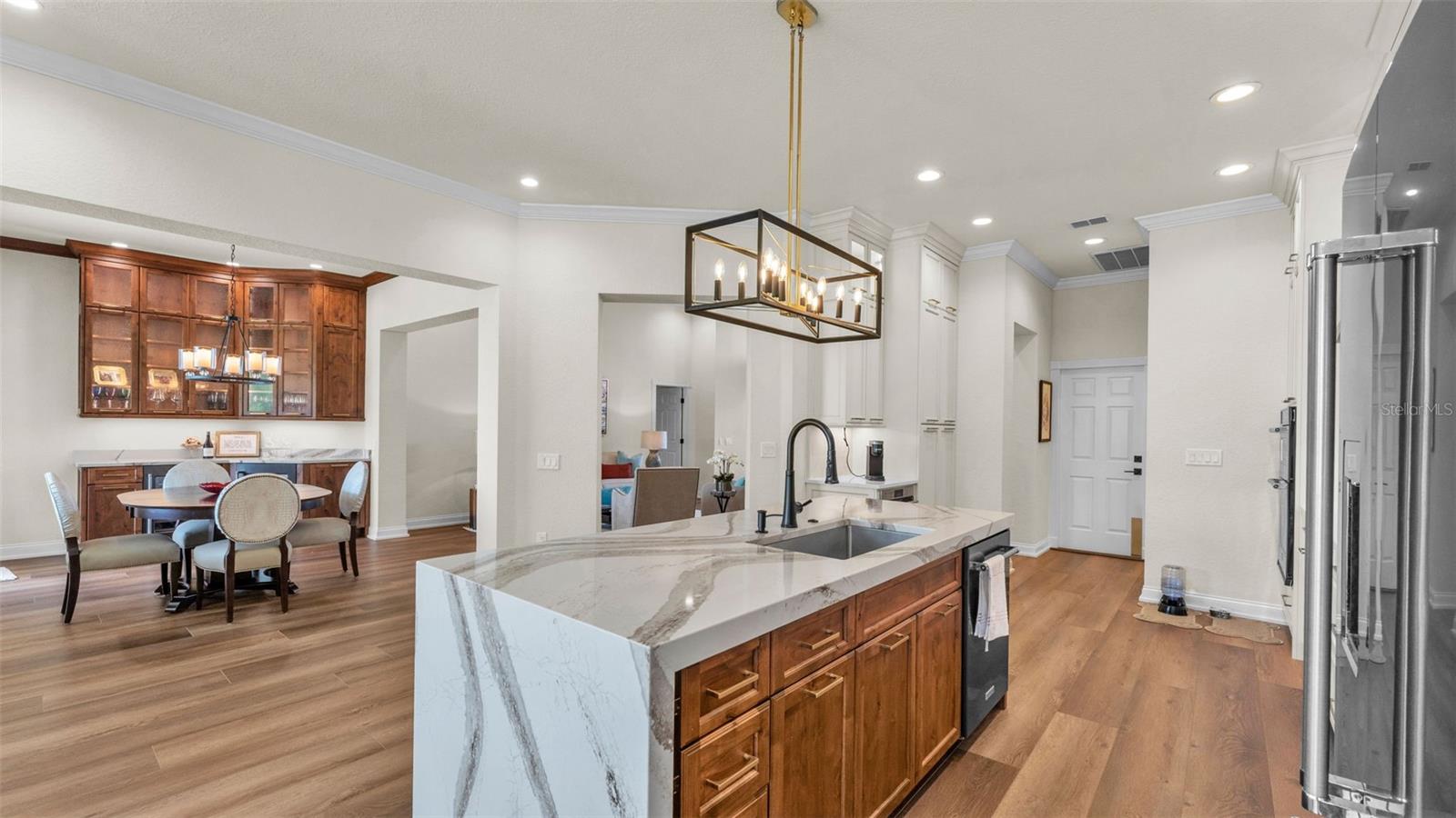 Image 36 of 85 For 237 Kent Court