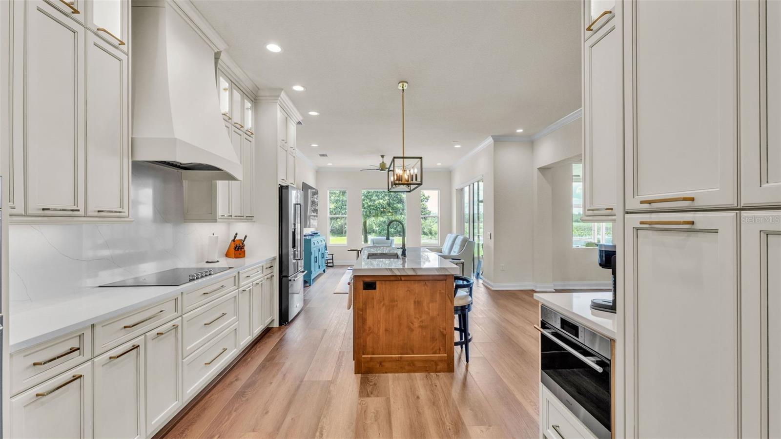 Image 38 of 85 For 237 Kent Court