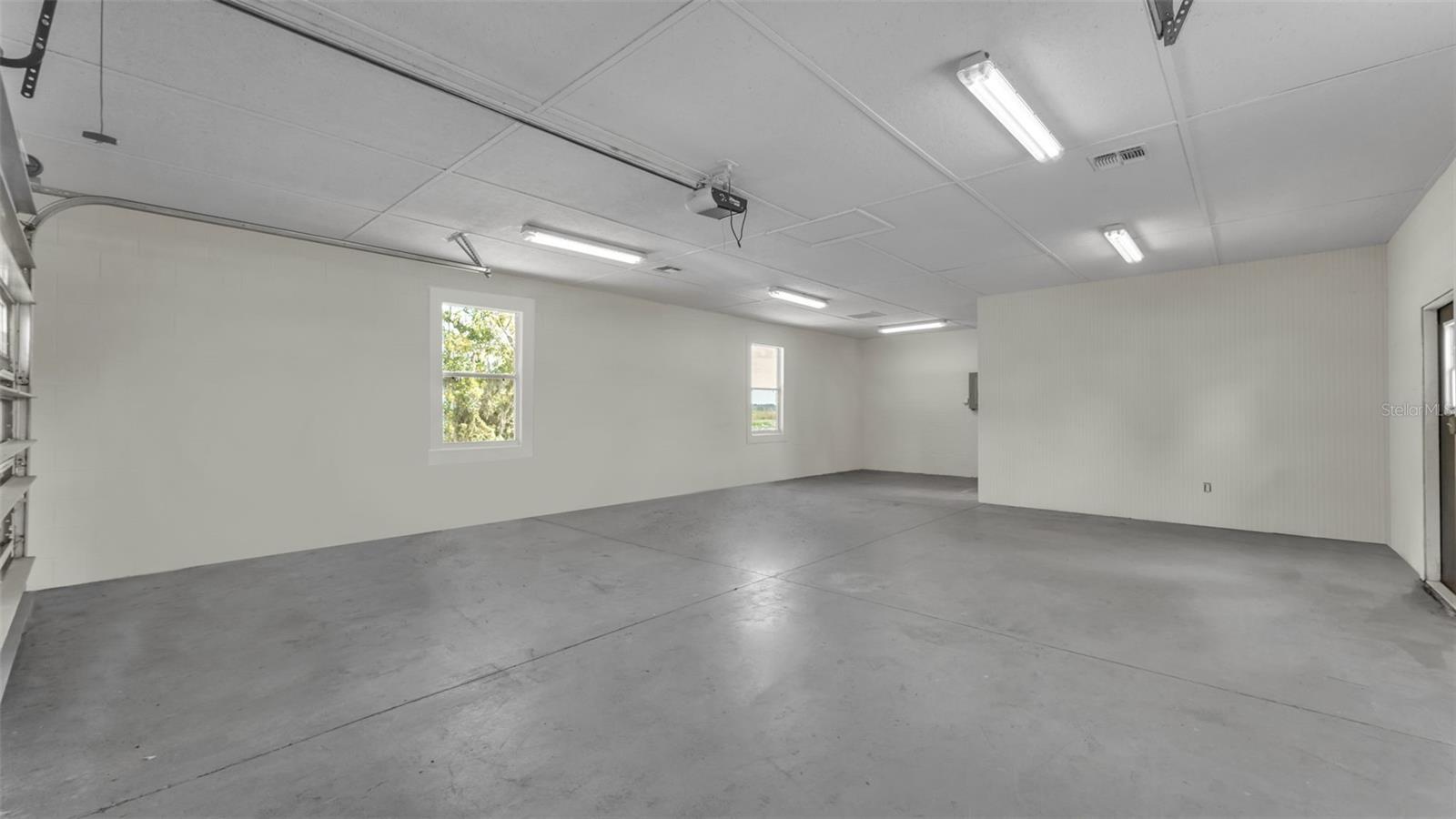 Image 72 of 85 For 237 Kent Court