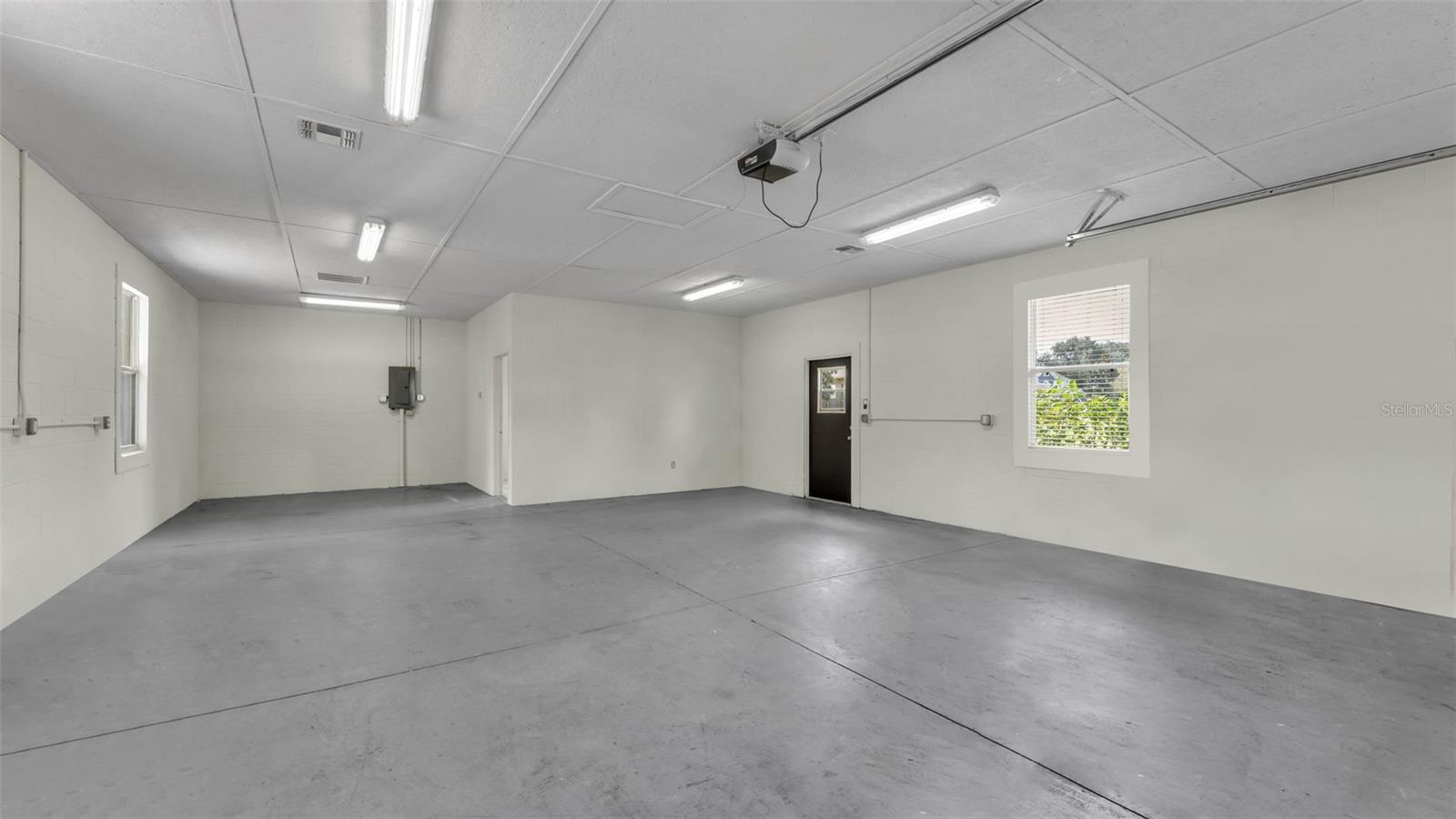 Image 73 of 85 For 237 Kent Court