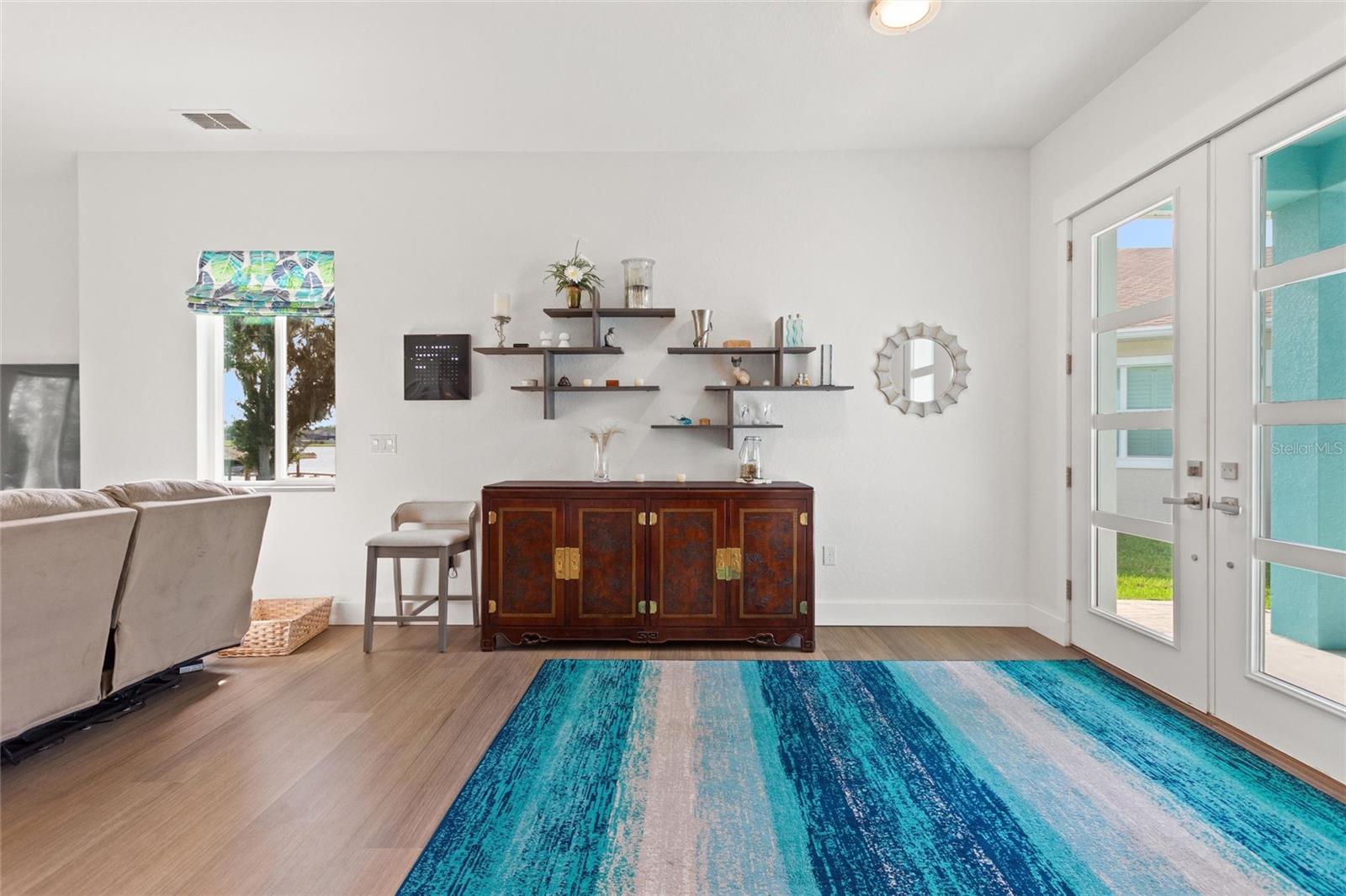 Image 14 of 51 For 381 Nolane Lane