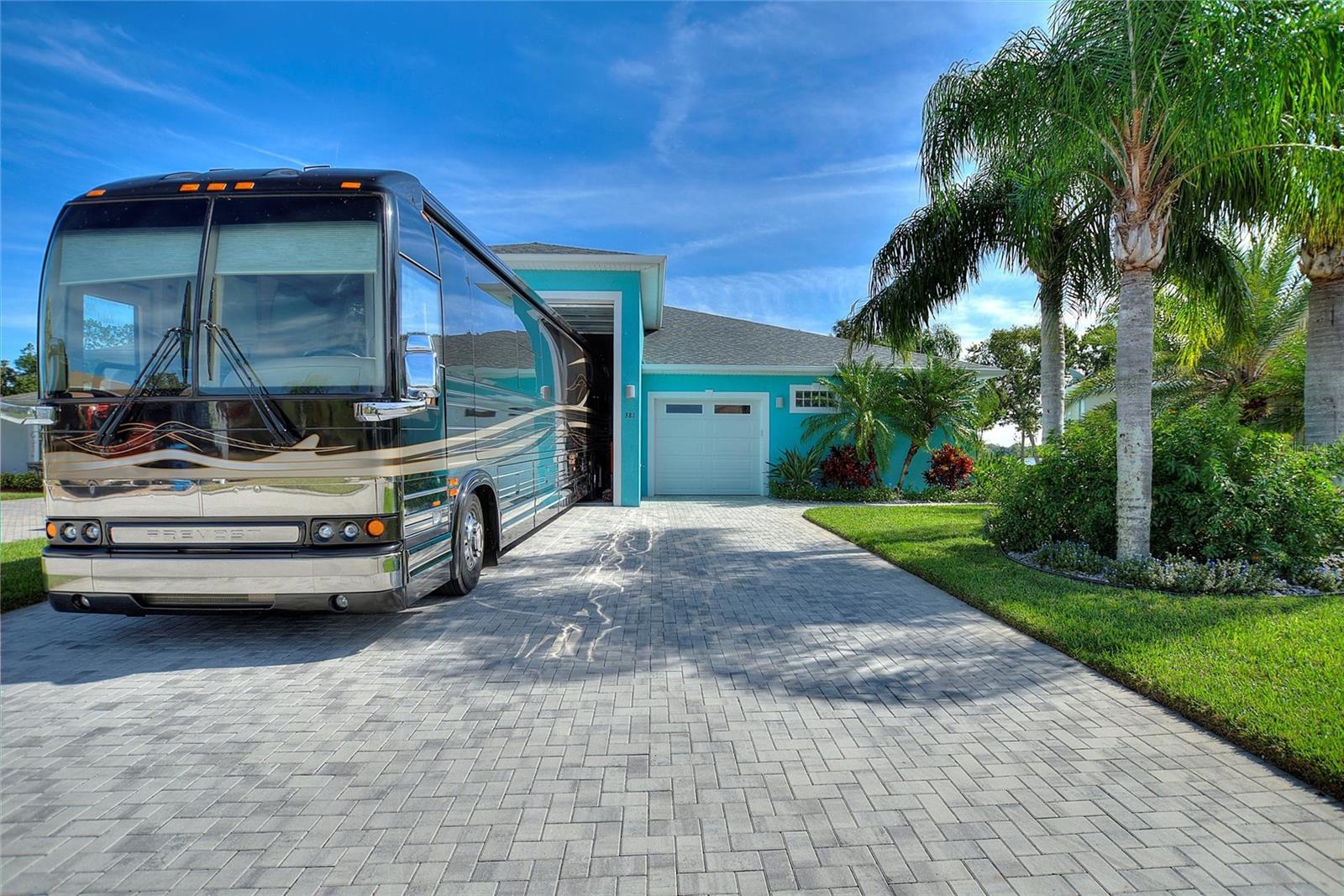 Image 2 of 51 For 381 Nolane Lane