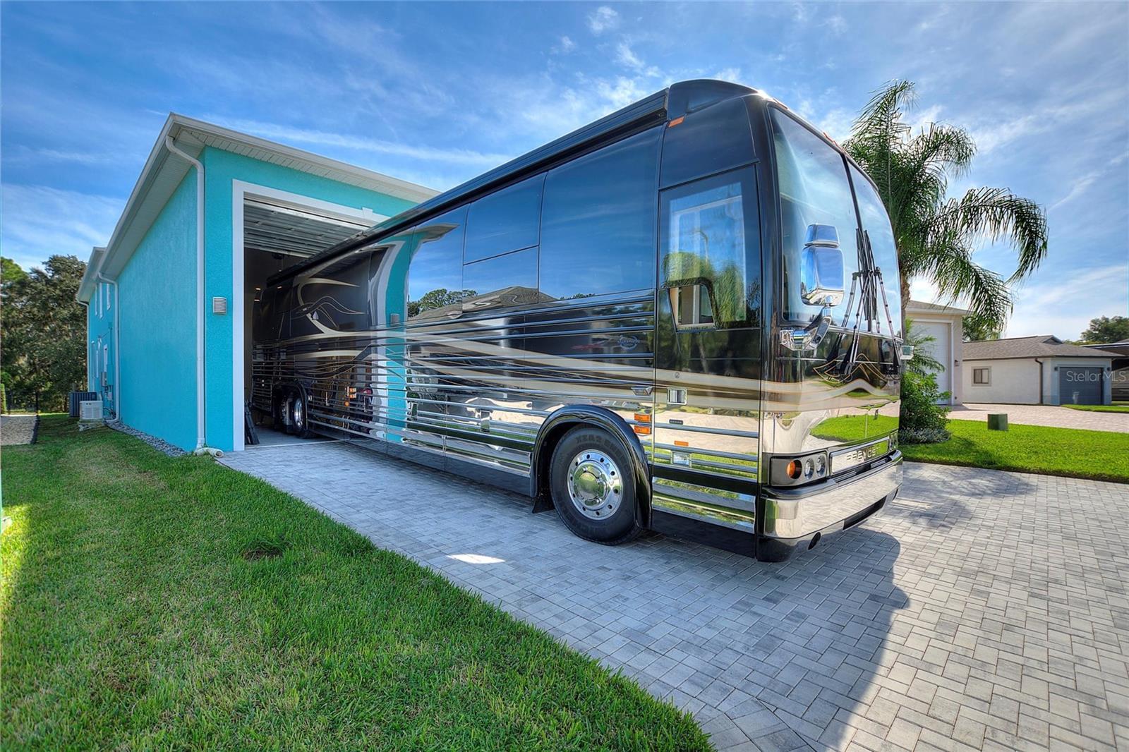 Image 3 of 51 For 381 Nolane Lane