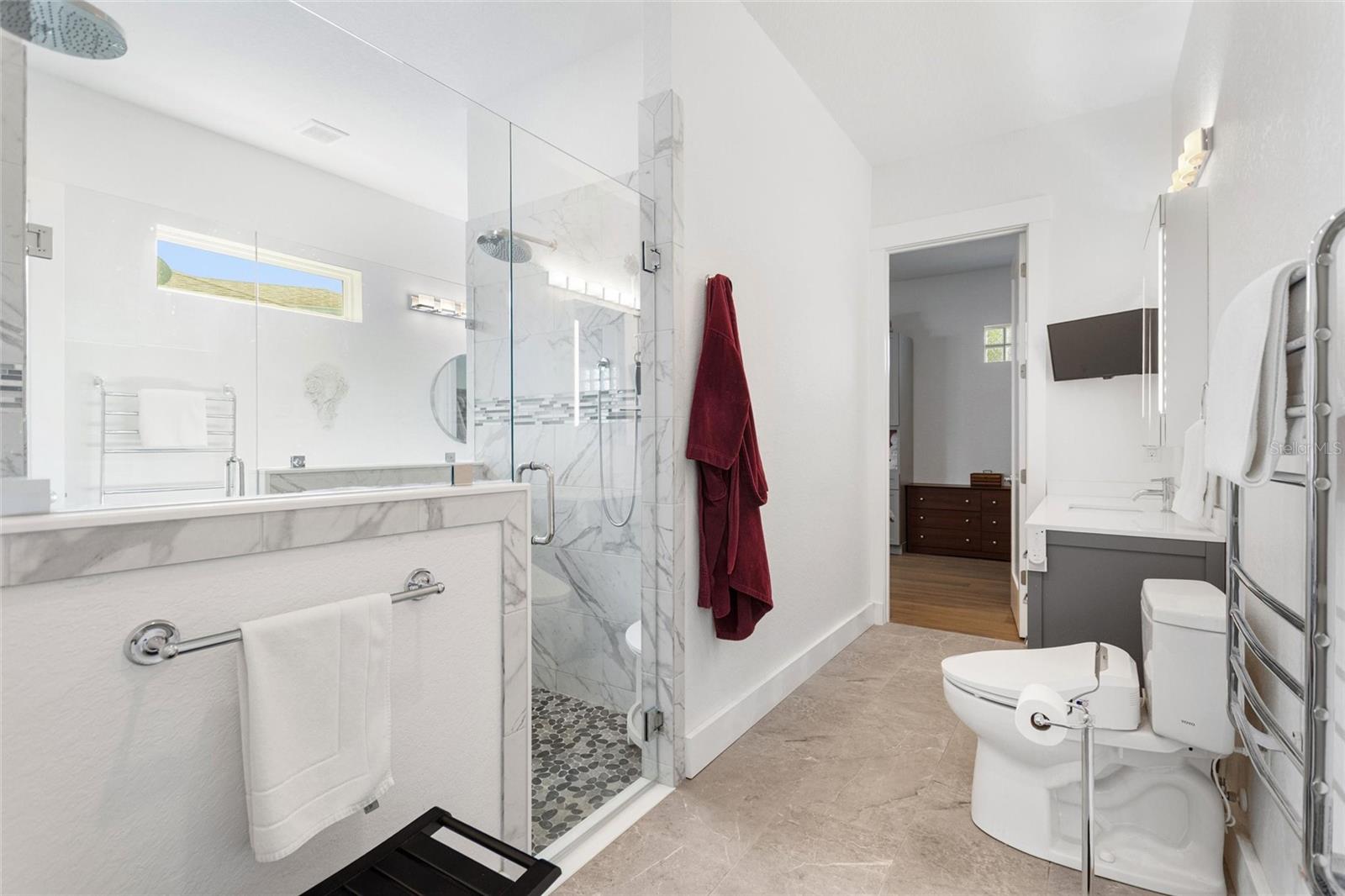 Image 36 of 51 For 381 Nolane Lane