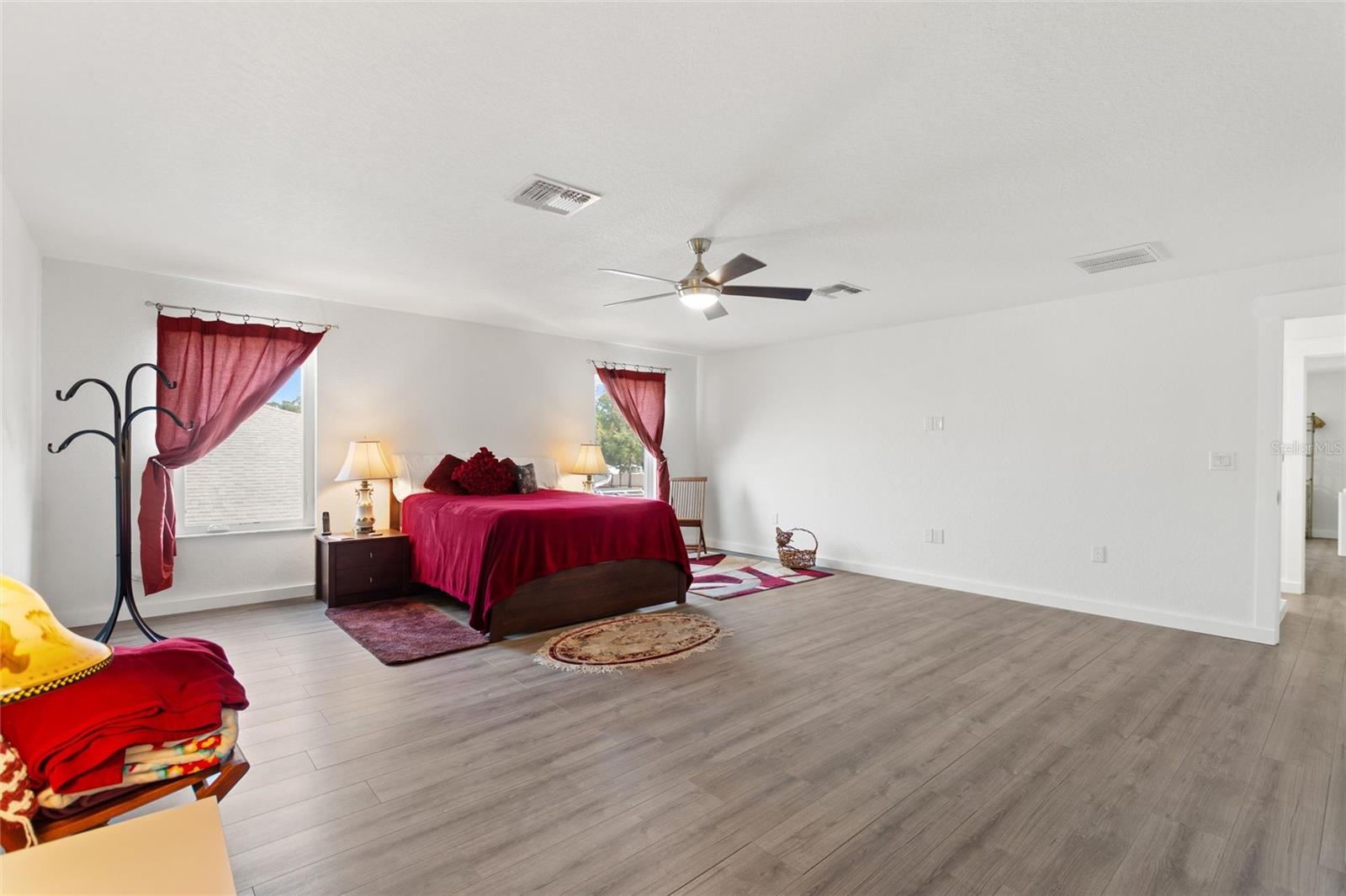 Image 53 of 57 For 381 Nolane Lane