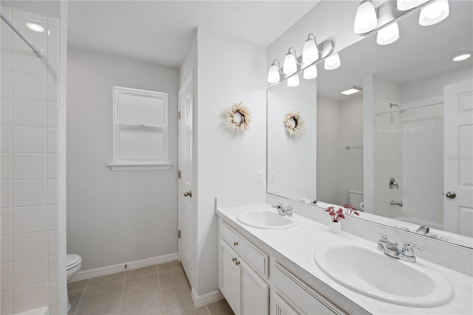 Image 17 of 32 For 178 Aberdeen Street