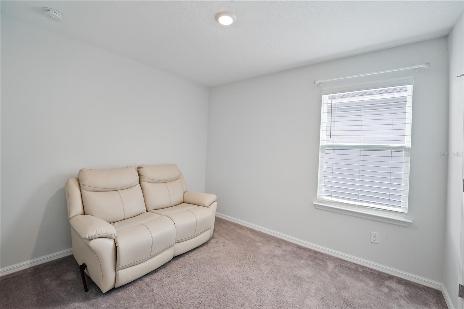 Image 20 of 32 For 178 Aberdeen Street