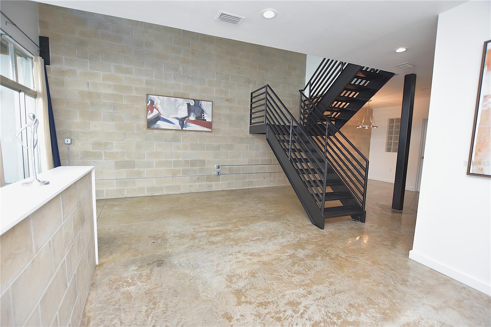 Image 16 of 46 For 5008 Macdill Avenue 12