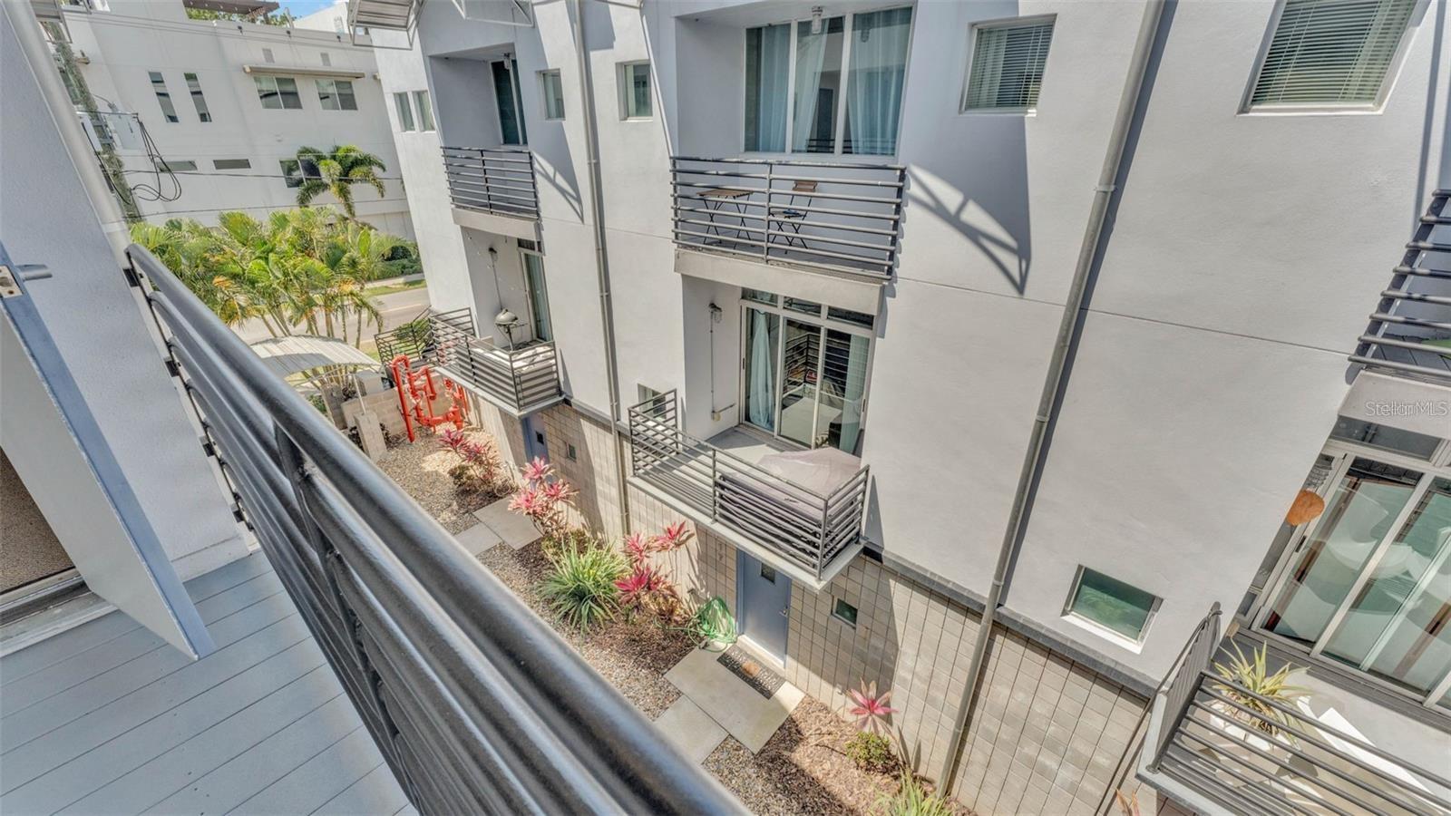 Image 37 of 46 For 5008 Macdill Avenue 12