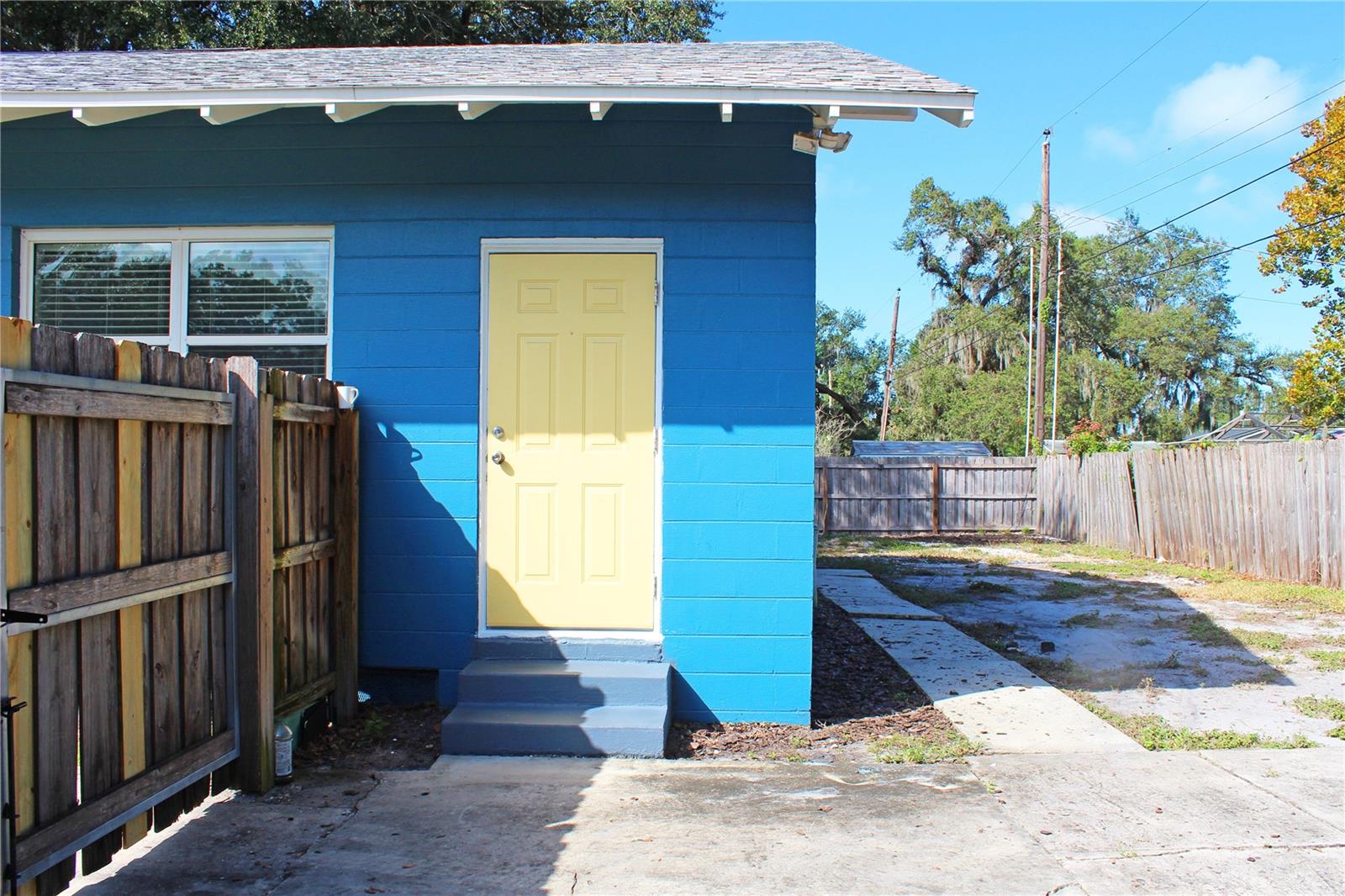 Image 41 of 41 For 1718 Elm Road